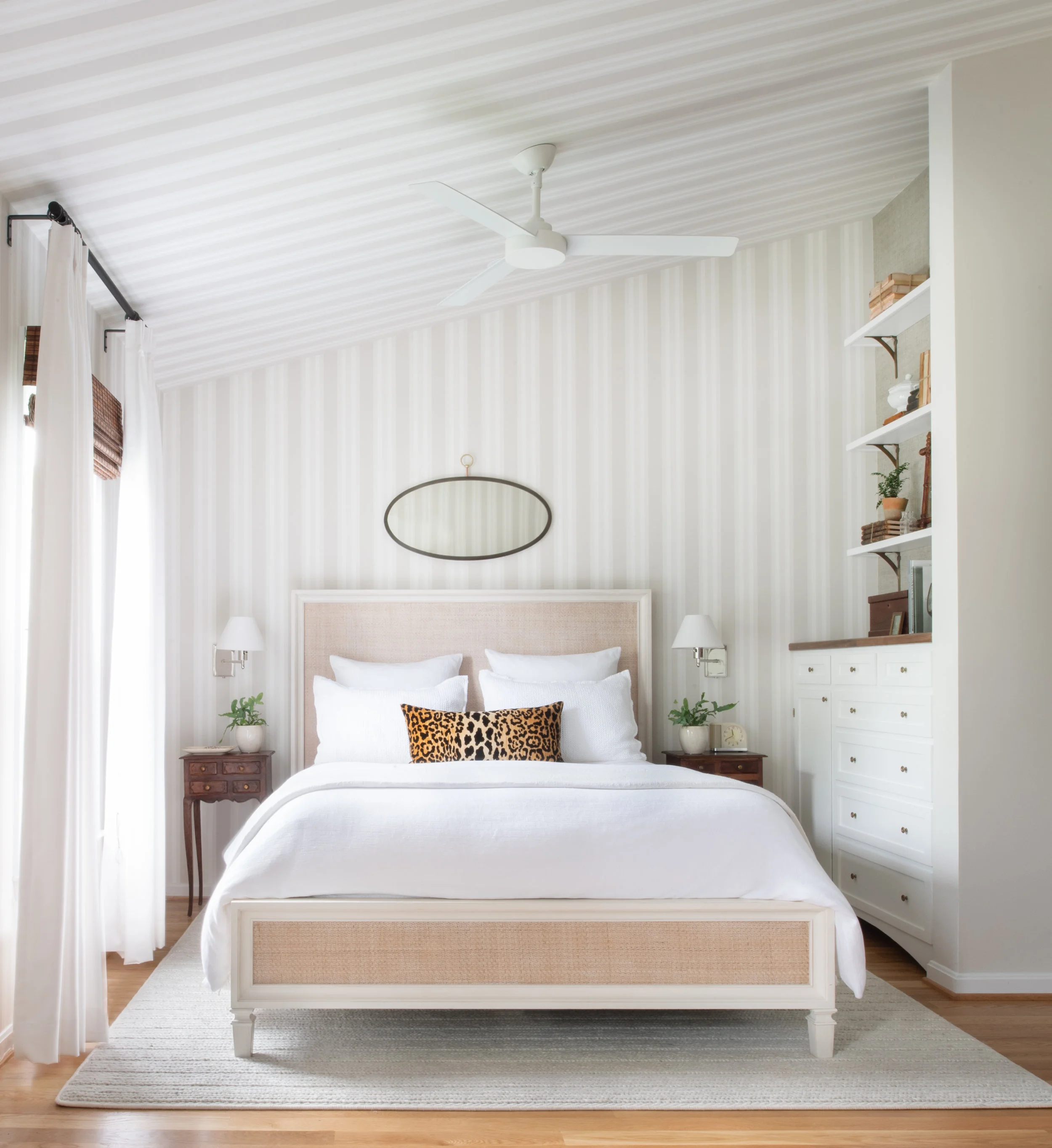 Master bedroom by Alison Giese Interiors.jpg