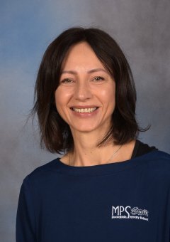 Business Manager - Karmen Vannutini  