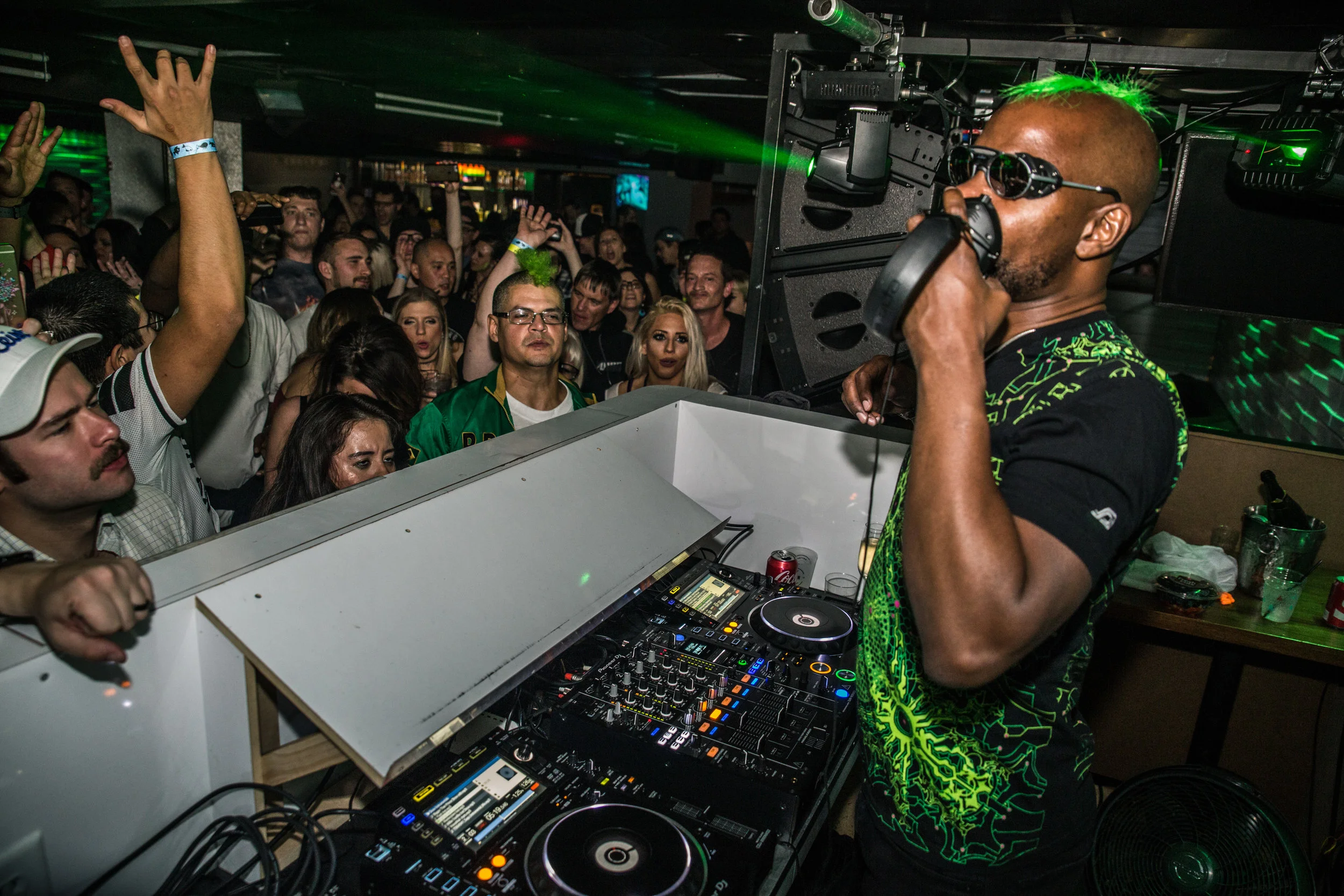GreenVelvet_2.jpg
