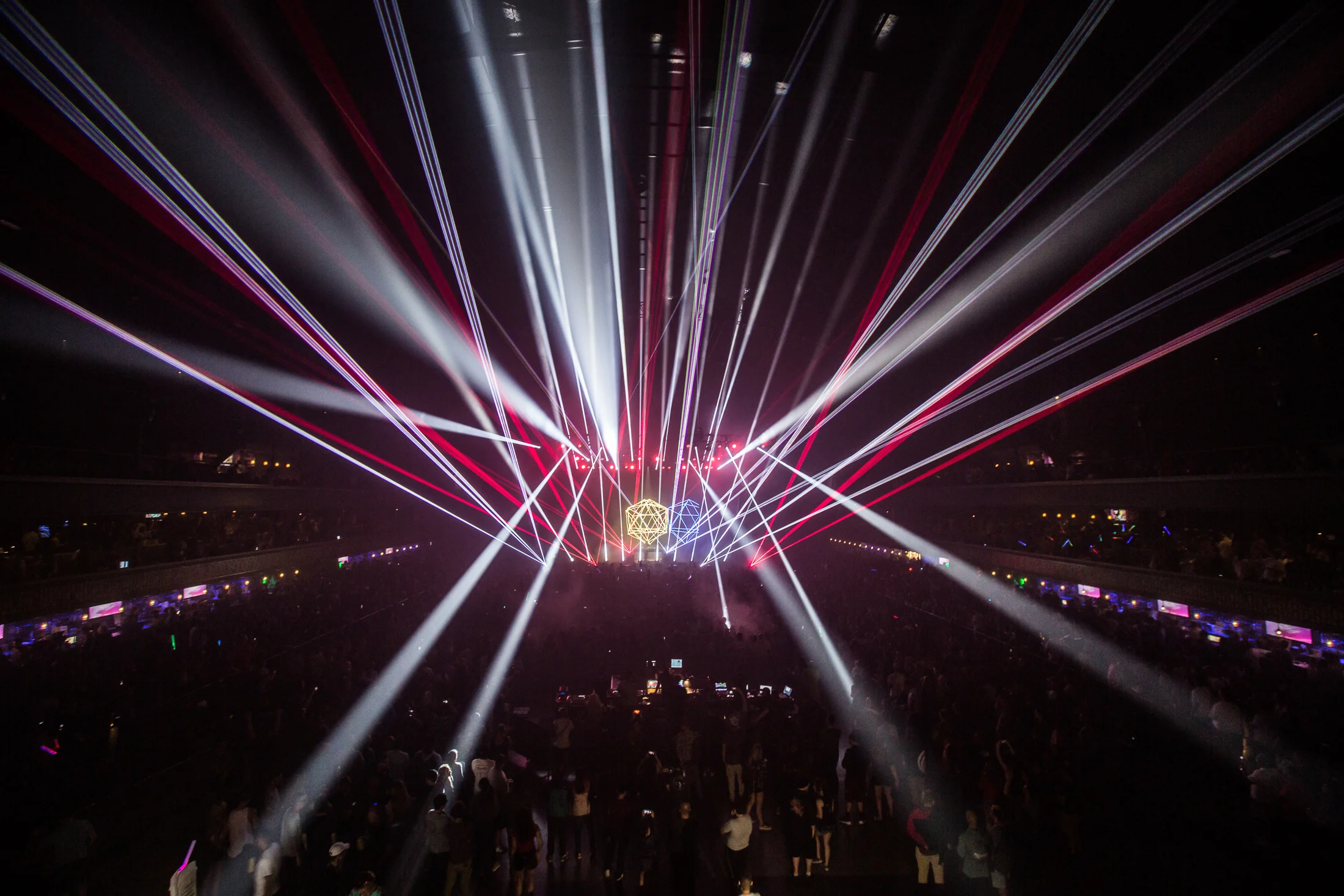 Kaskade-ForWebsite-36.jpg