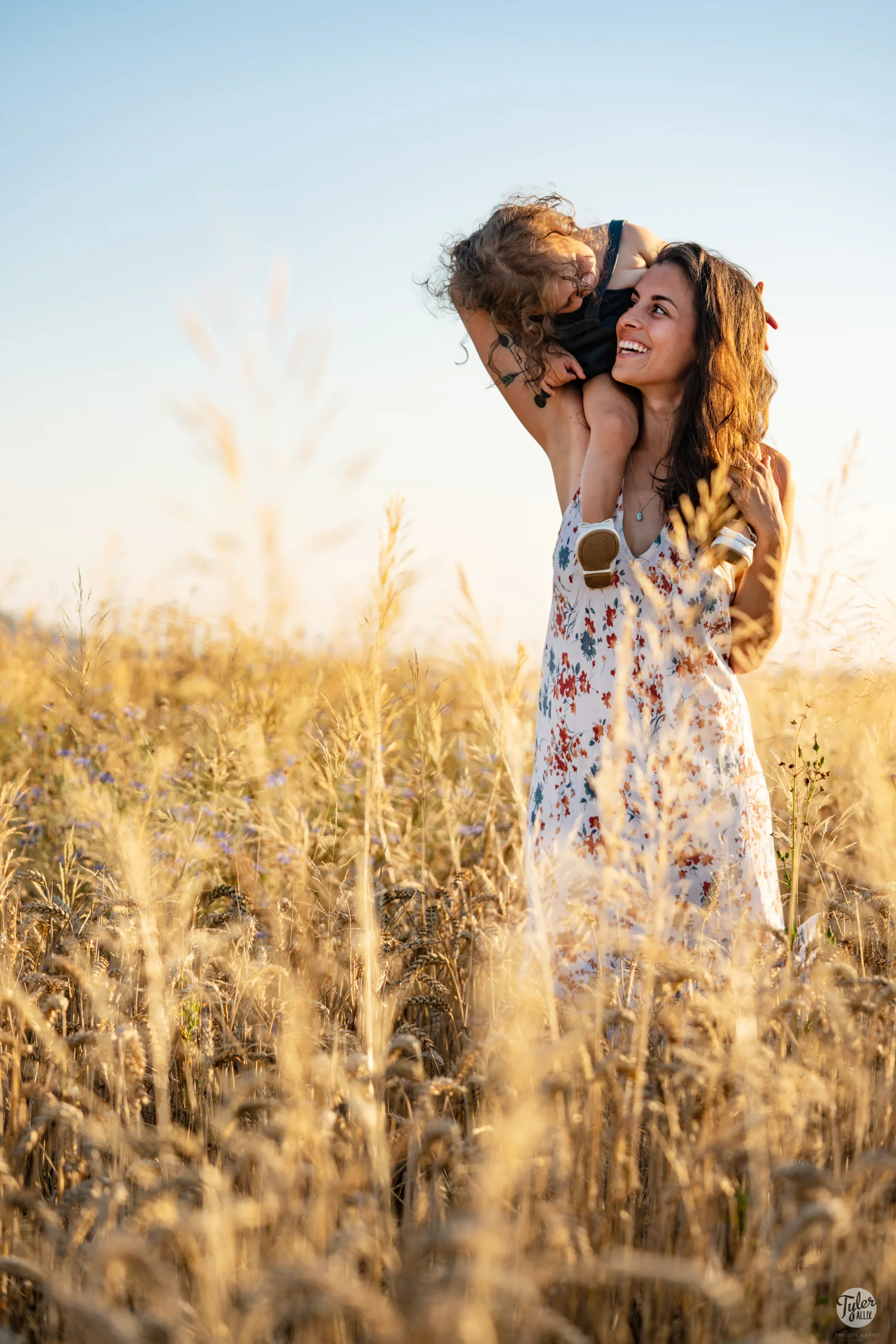 M&J-GoldenField-5.jpg