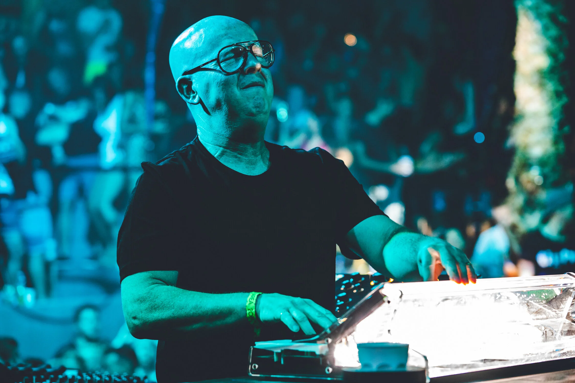 TylerAllix-Aquarius-StephanBodzin-6.jpg