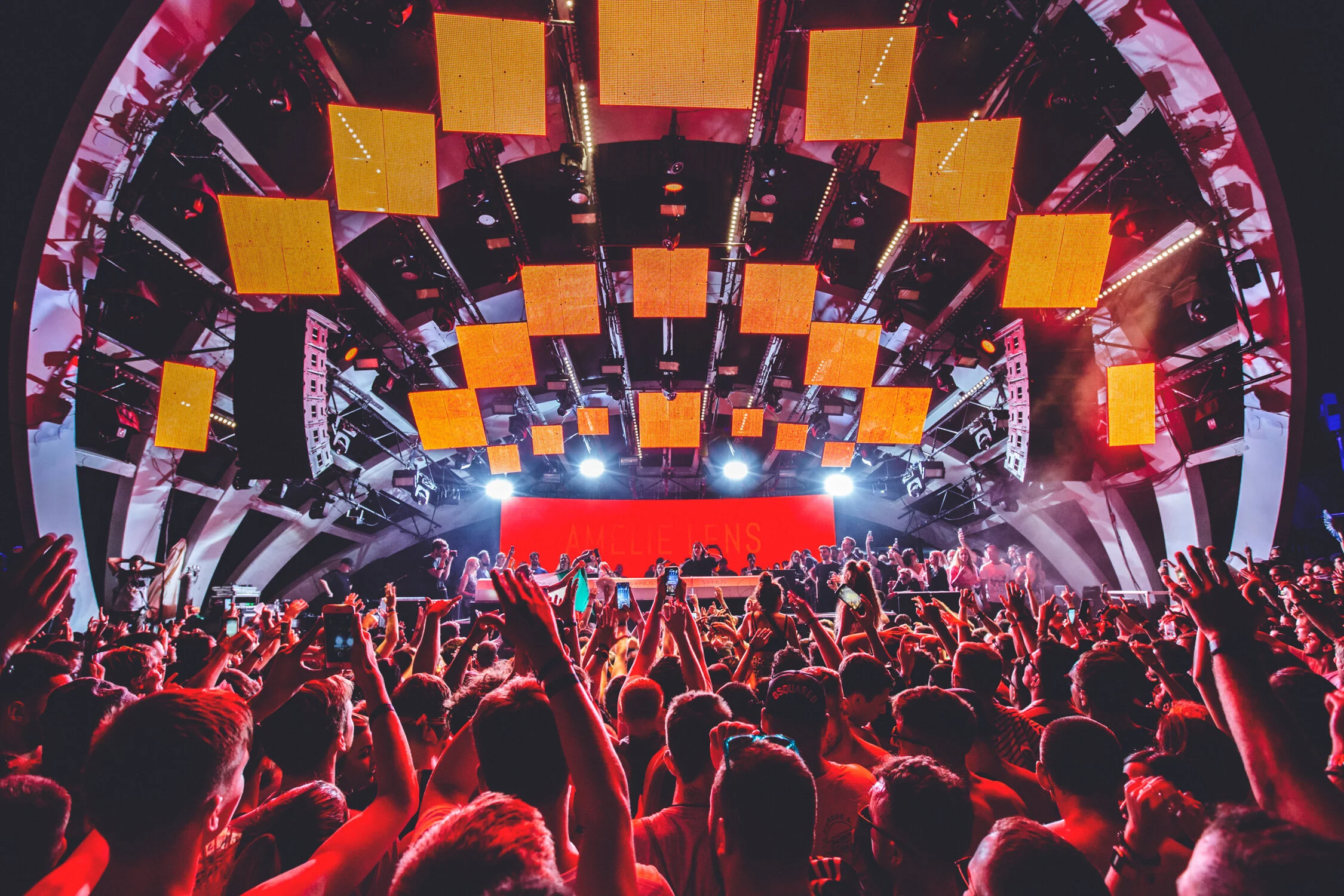 TylerAllix-Papaya-AmelieLens-7.jpg