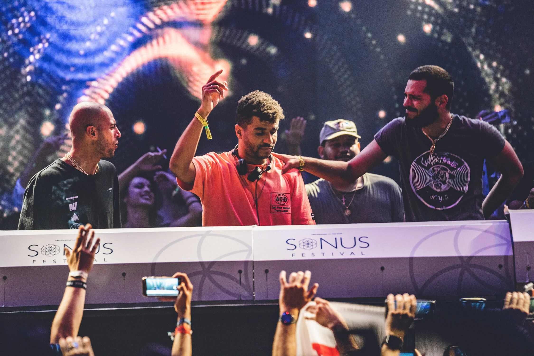 TylerAllix-Papaya-JamieJonesB2BTheMartinezBros-1.jpg