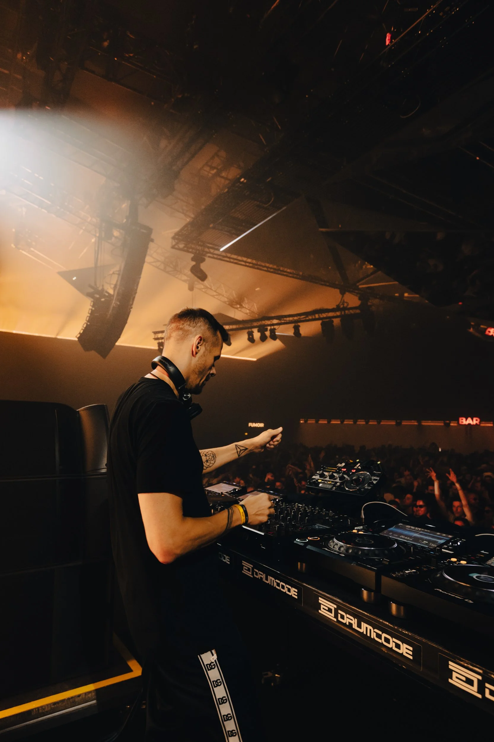 AdamBeyer-Drumcode-PhantomParis-shotbyTylerAllix-3.jpg
