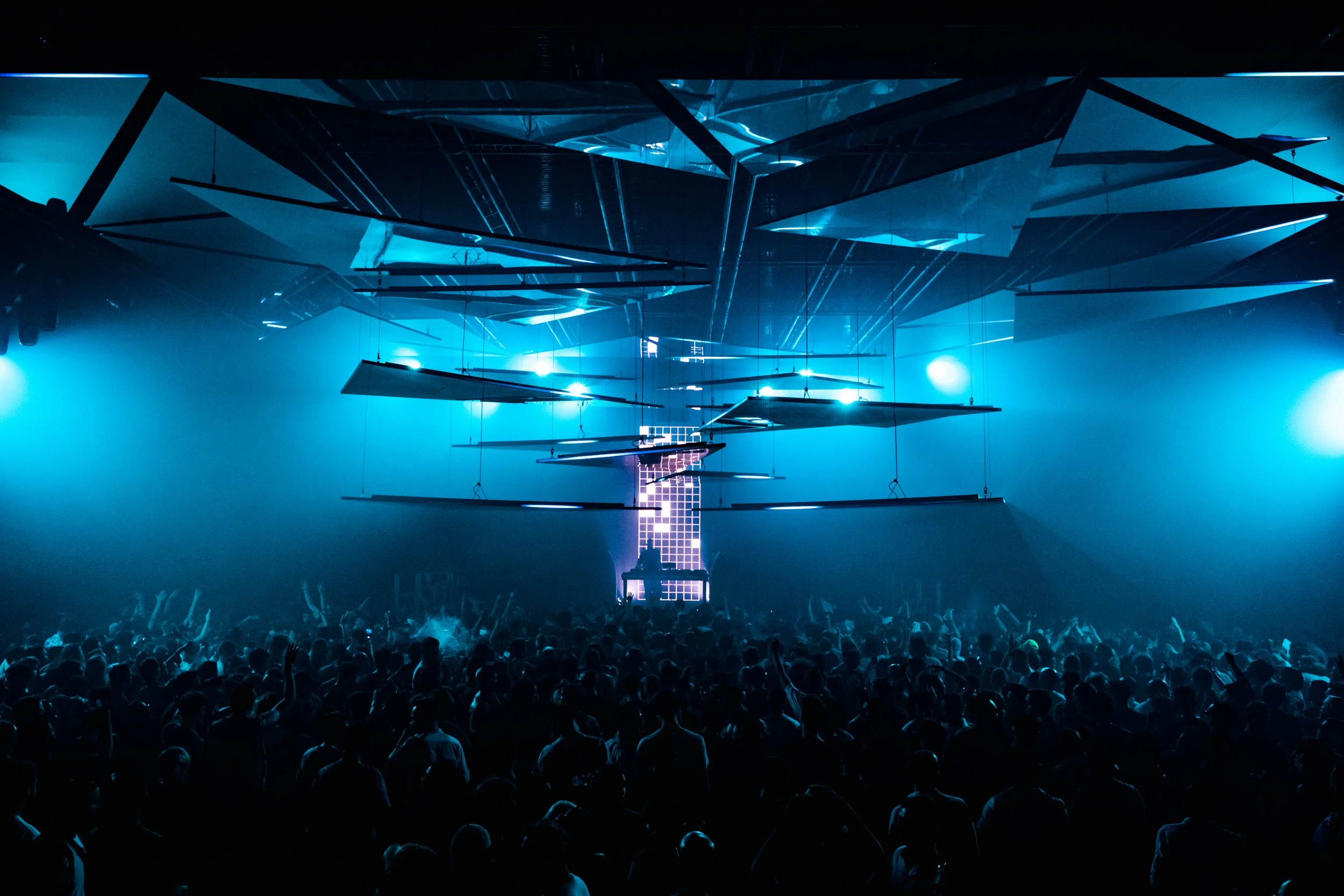 AdamBeyer-Drumcode-PhantomParis-shotbyTylerAllix-33.jpg