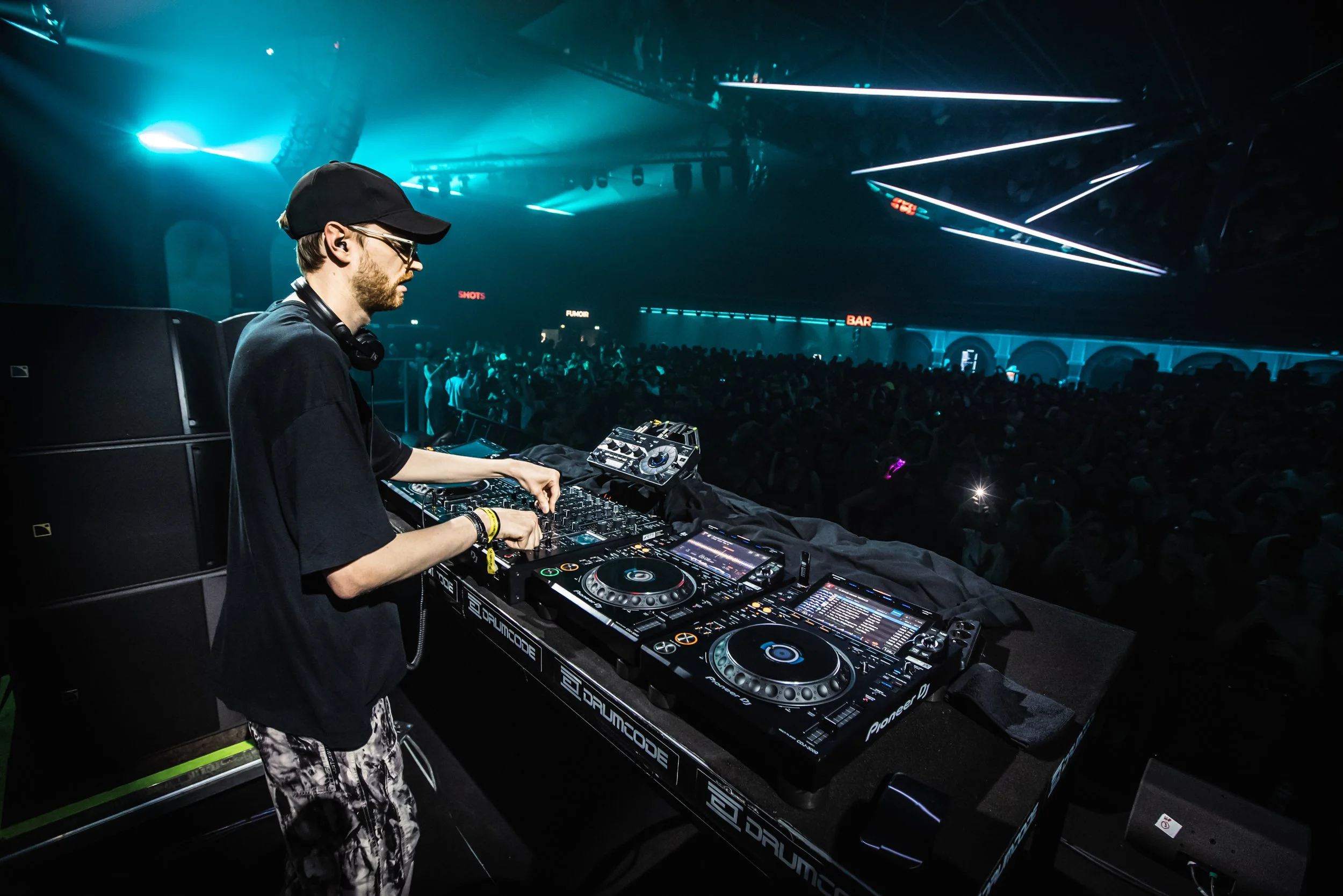 ChrisAvantgarde-Drumcode-PhantomParis-shotbyTylerAllix-21.jpg