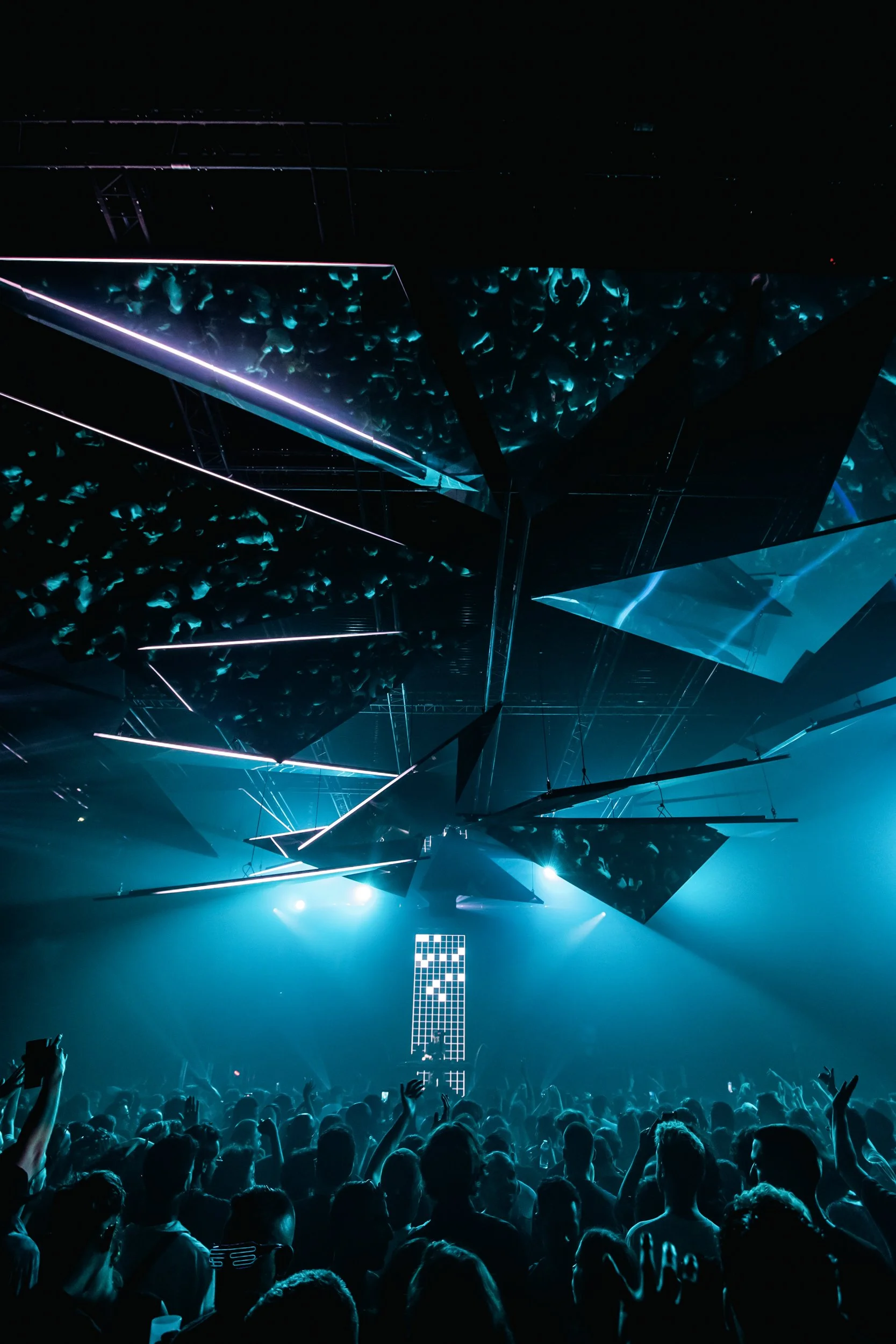 ChrisAvantgarde-Drumcode-PhantomParis-shotbyTylerAllix-34.jpg