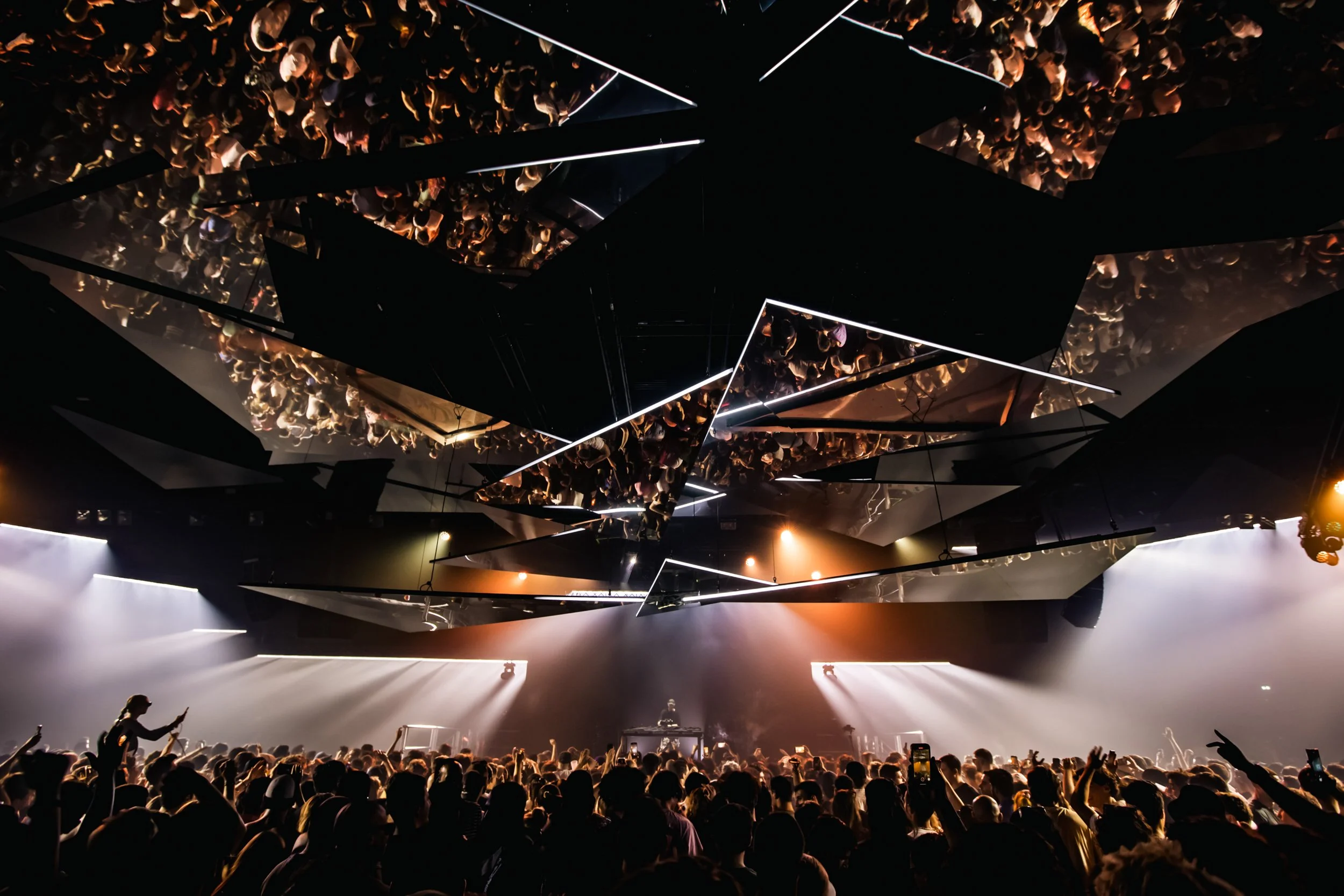 ChrisAvantgarde-Drumcode-PhantomParis-shotbyTylerAllix-45.jpg