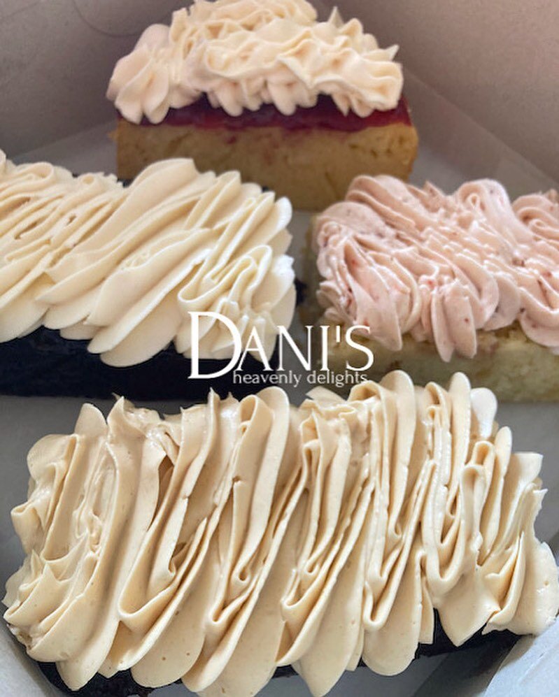 📣Last day to order a cake box for this weekend! We deliver to all of Massachusetts! Go to https://www.danisheavenlybakeshop.com/cake-boxes  or click the link in our bio!  Each box contains SIX (6) generous pairings of freshly baked cake and fillings