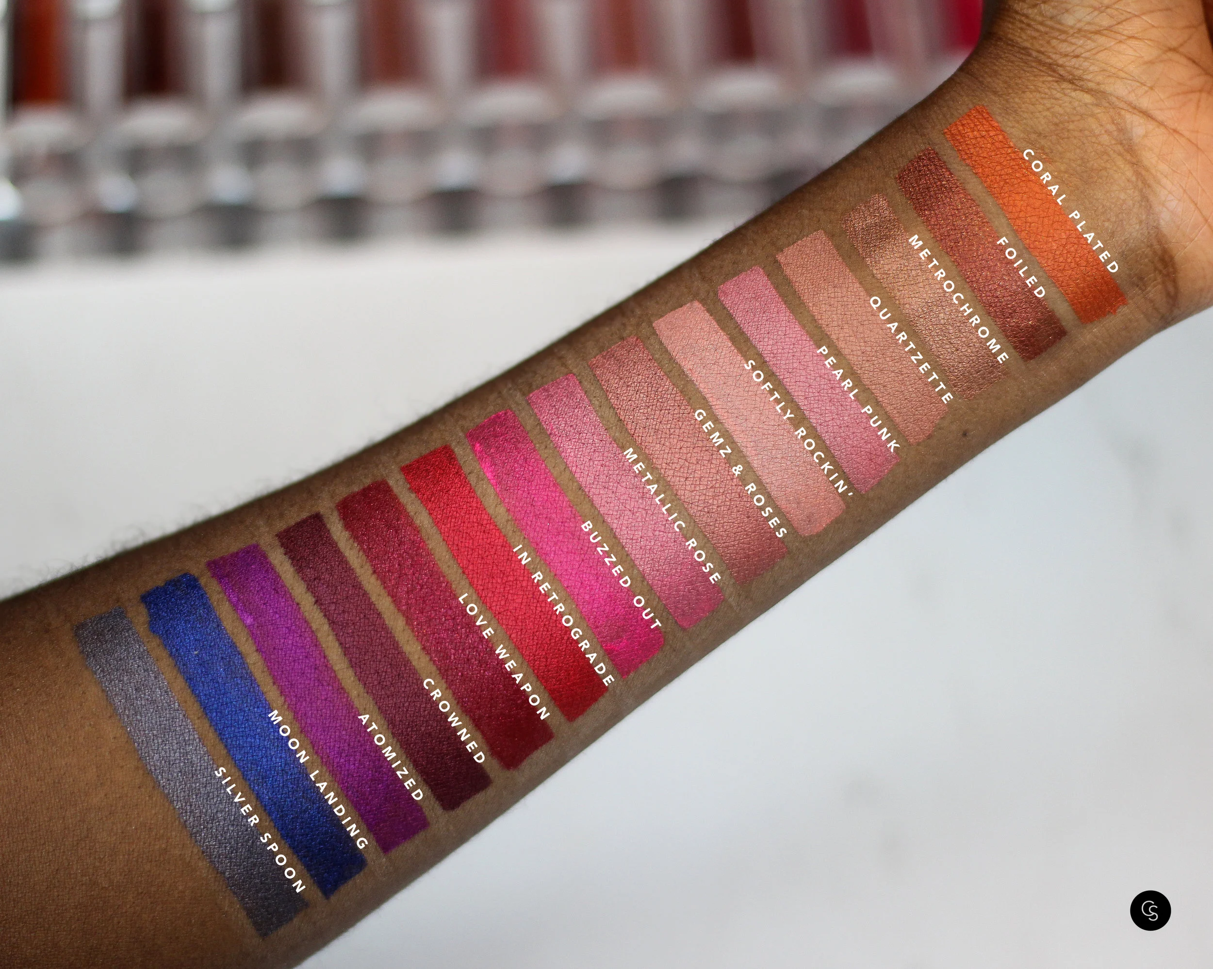 MAC RETRO MATTE METALLIC1.jpg