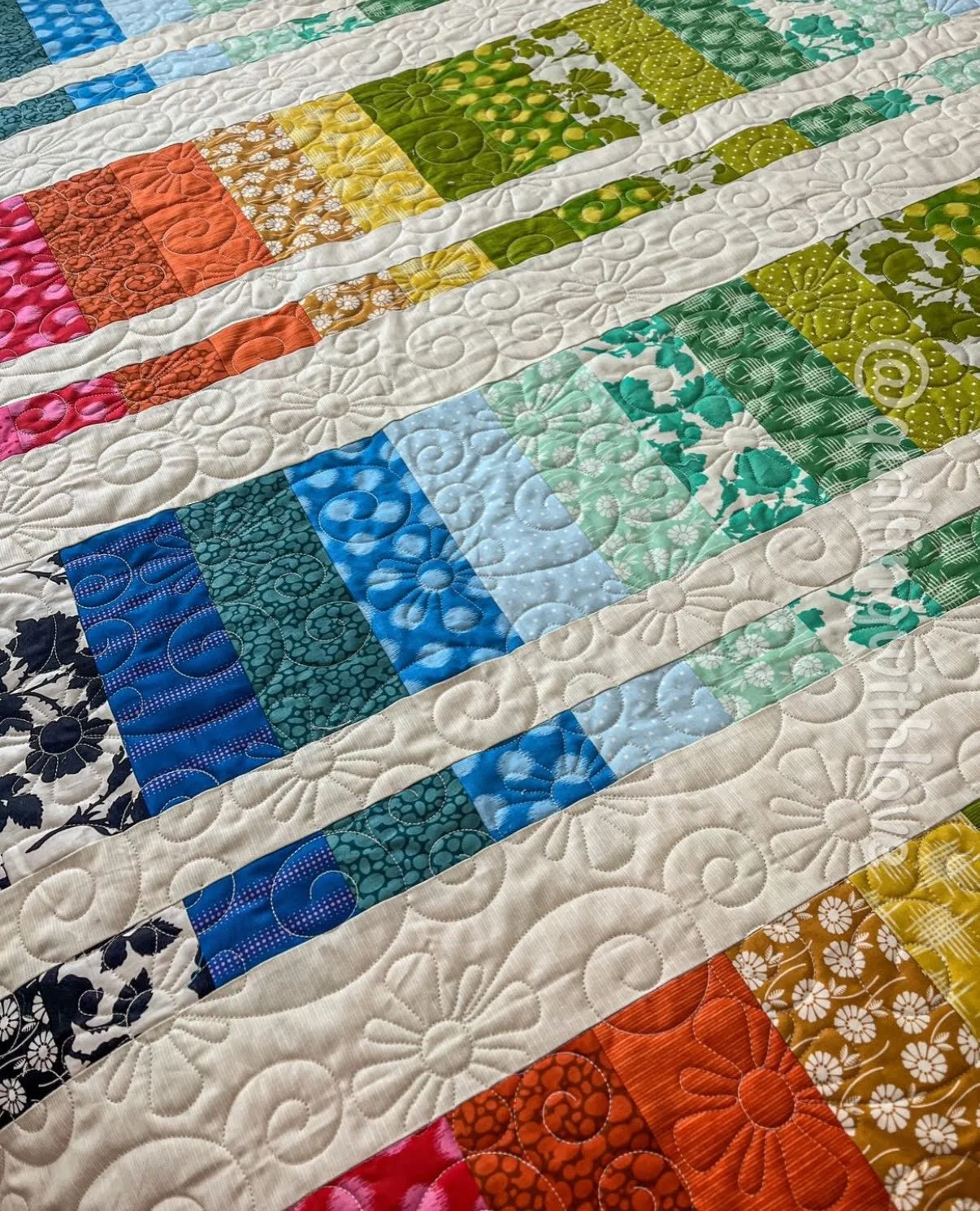 pic from @quiltingwithlove.jpg