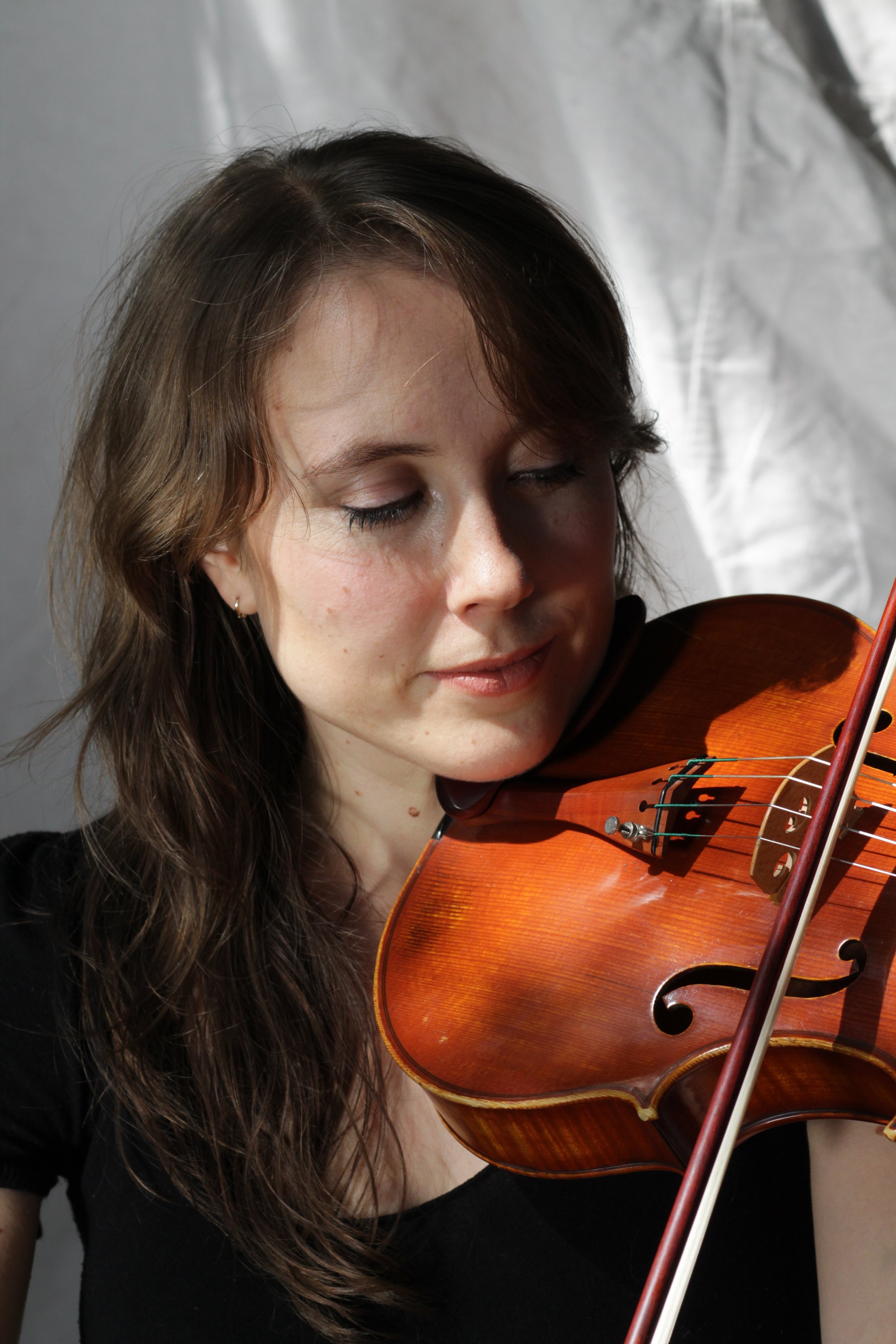 Daphne Gooch, Violin, Viola, Piano