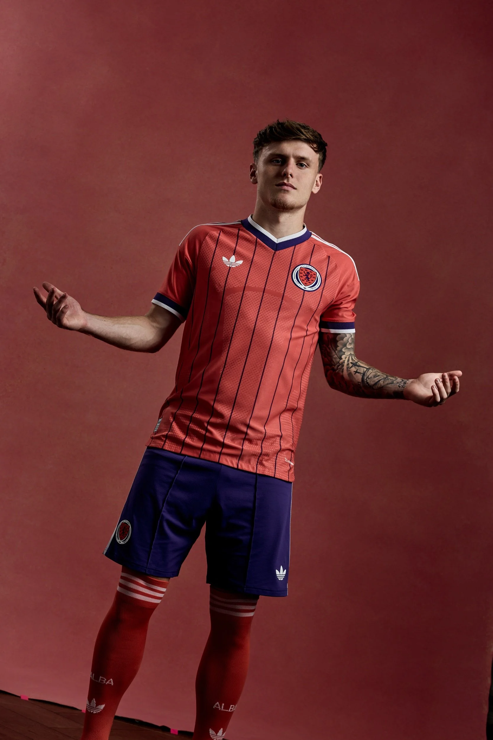 Unmarked_Scotland_awaykit0011.jpeg