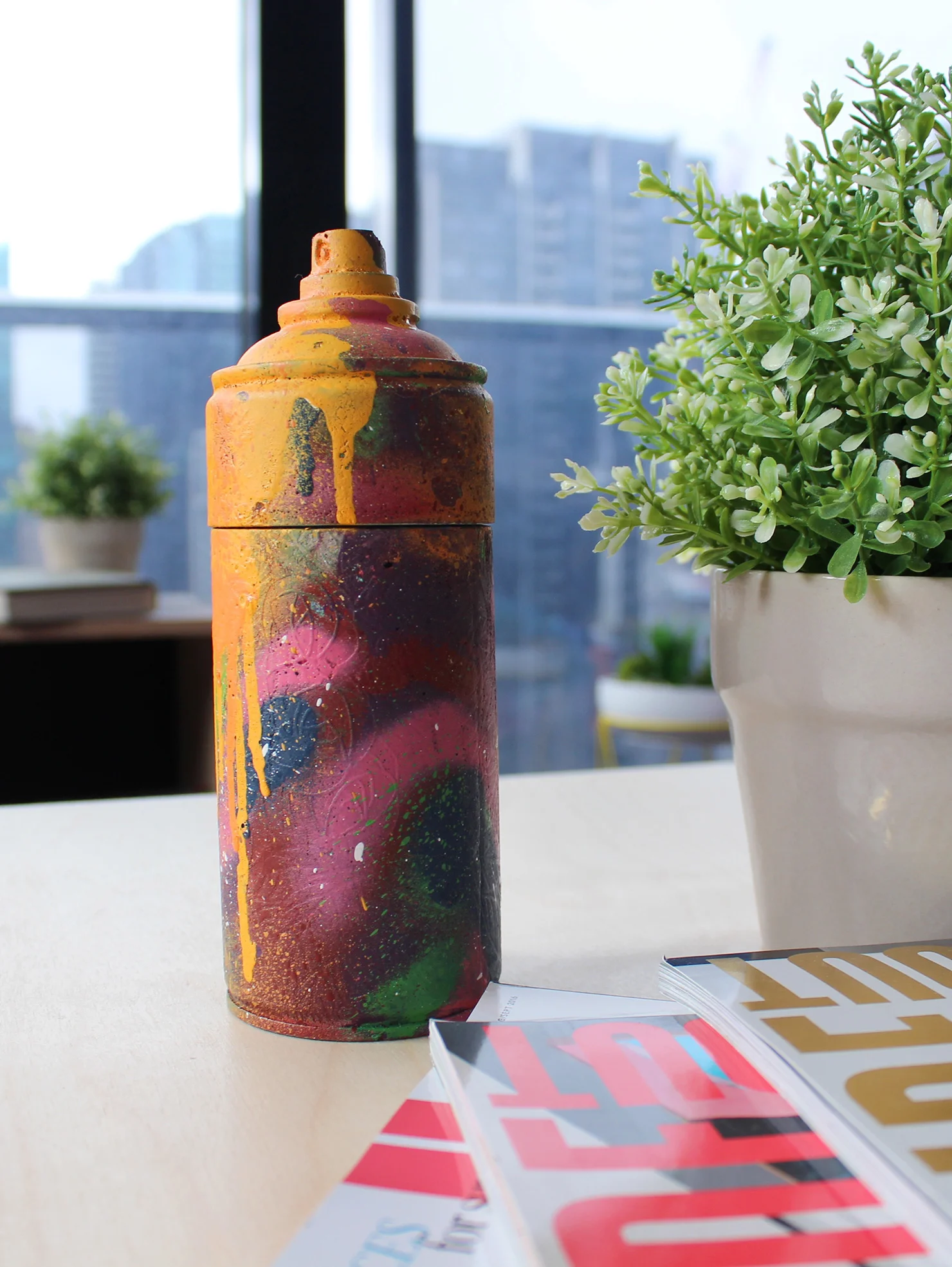 Neon-Pear-Full-Spray-2-Cement-Spray-Can-01.jpg