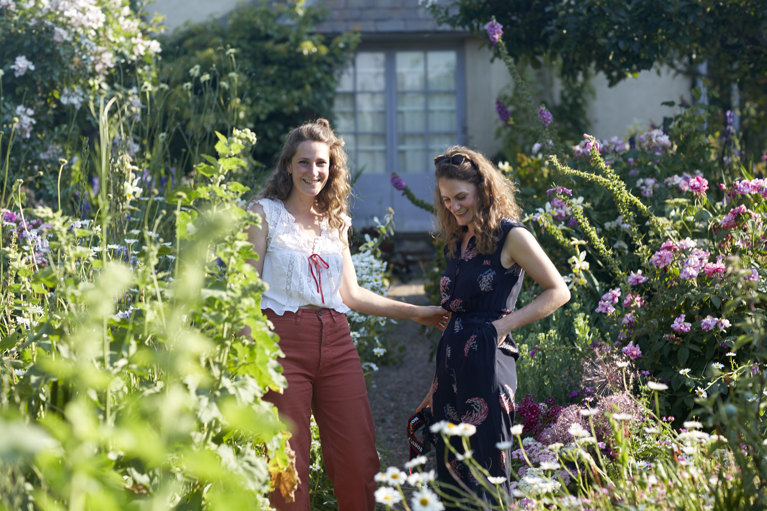 Ally and Jesse of Aesme Flowers Photo by: Kristin Perers