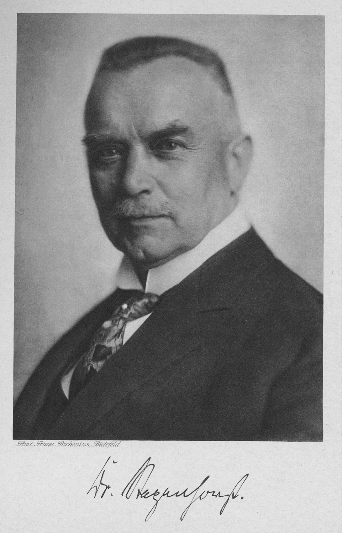 Oberbürgermeister Doktor Rudolf Stapenhorst