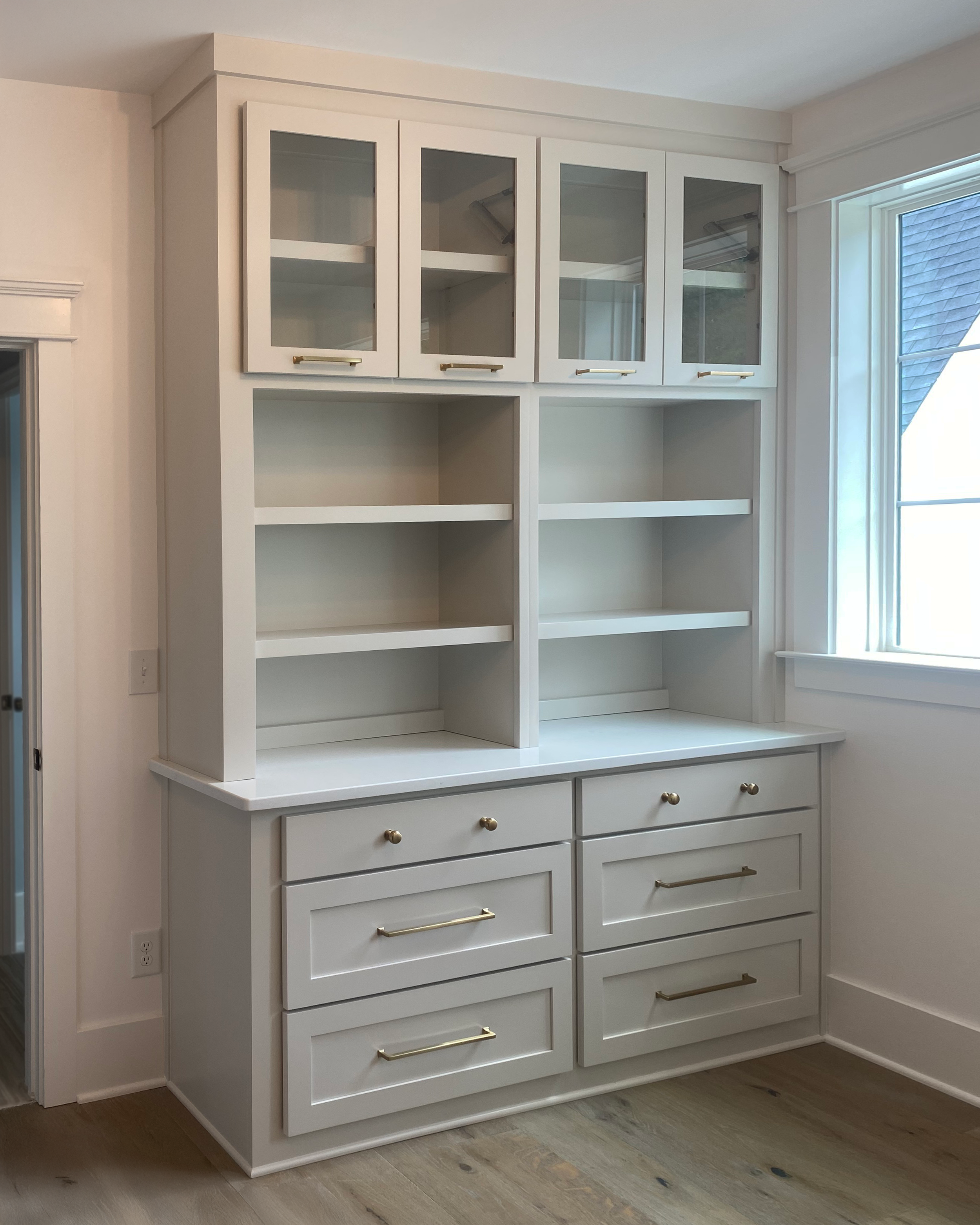 Walk-in Closet Dresser