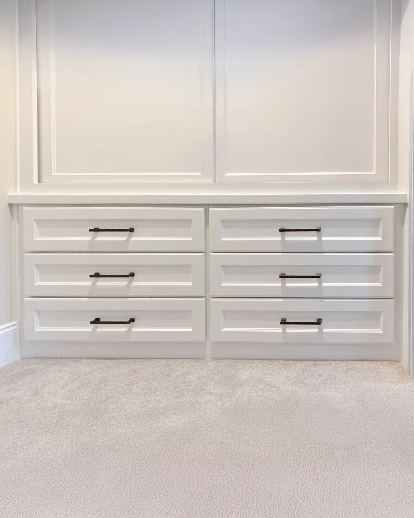 Walk-in Closet Drawers