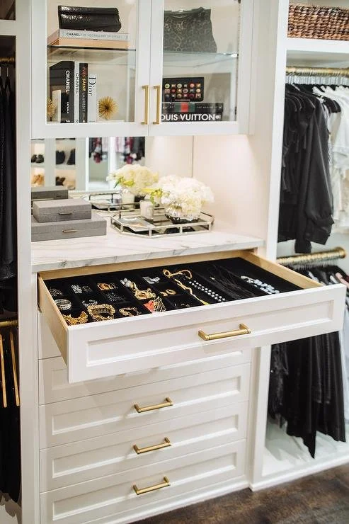 Closet Drawer Organizer: Jewlery Pullout Drawer