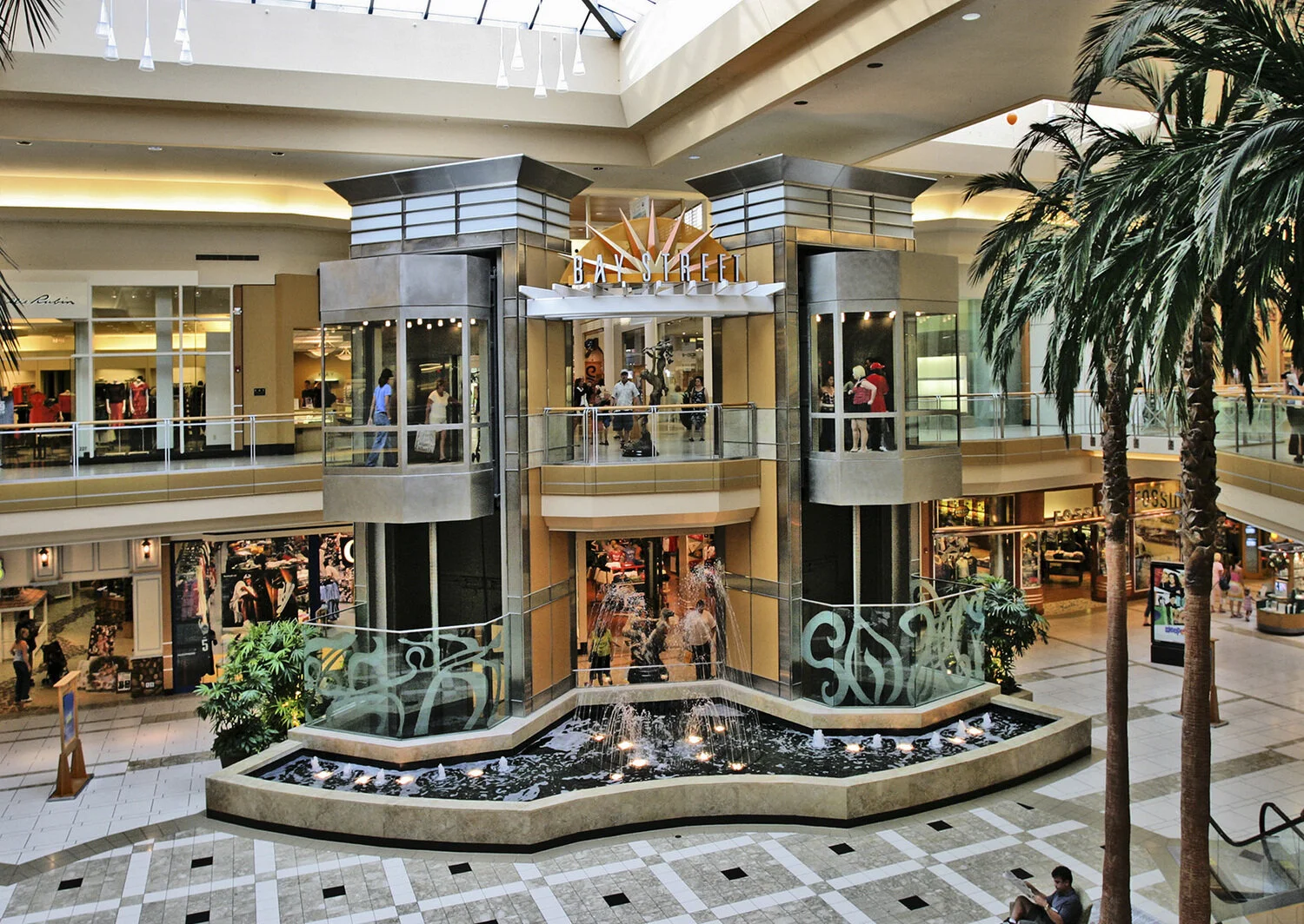 interntational+plaza+01.jpg