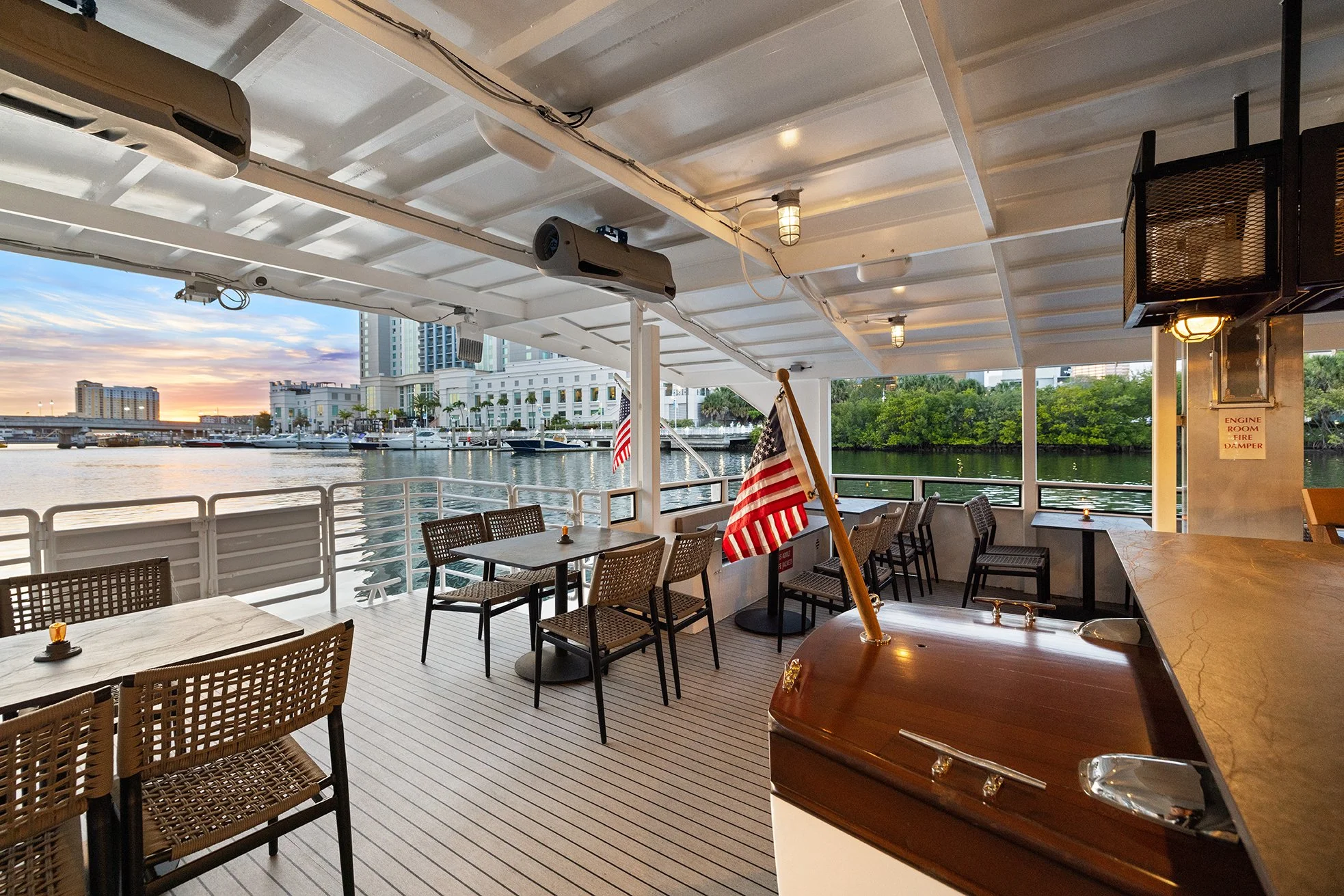Bow & Stern Bar #3.jpg