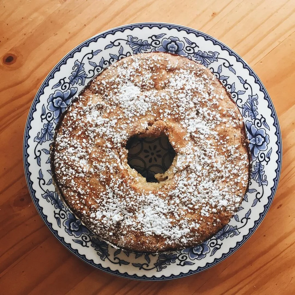 Jewish Apple Cake Essen Bakery