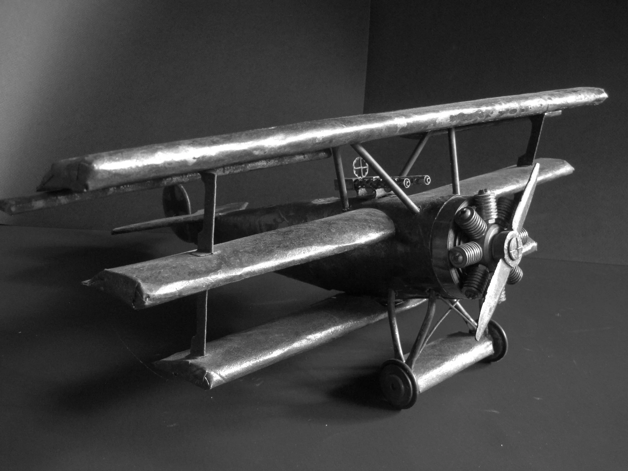TRI-PLANE