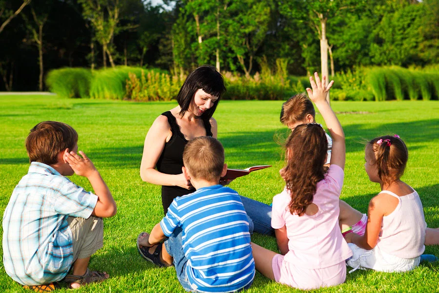 The school year is almost over, which means that many kids may be counting down the days until they can leave the classroom behind for the summer. Any teacher will tell you that they spend time at the beginning of the school year working to re-orient students to the learning process after a summer away. Make that transition easier for your child by engaging them in activities that will keep them learning all summer long. Plant a Garden Tending to a garden is a great way to instill a sense of responsibility in children. Let them choose what type of food to grow (within reason, of course), then create a schedule for watering, weeding, and other garden duties. Not only will this give your child a little bit of structure to summer days, it will also provide an opportunity to learn firsthand about how food grows. Have them keep a journal to track progress along the way and reflect on what they are learning to ensure that it sticks with them when they go back to school in the fall. Visit the library There’s something for everyone at the library, even if your child may not love to read. The Redondo Beach Public Library offers programs and events for children nearly every day, including dance and music classes and summer reading clubs. Set a goal to visit the library at least once per week to check out a new book or to participate in one of the programs. Reading and engaging in educational events will help keep those skills sharp, and might even spark a new interest that your child will be eager to learn more about. Volunteer in the community For older children and teens, volunteering can help take them outside of their bubbles and learn the importance of connecting with others. Redondo Beach has many nonprofit organizations that are always in need of extra help. Again, this will help provide structure to the day and provide valuable lessons in skills like empathy and respect for all types of people.