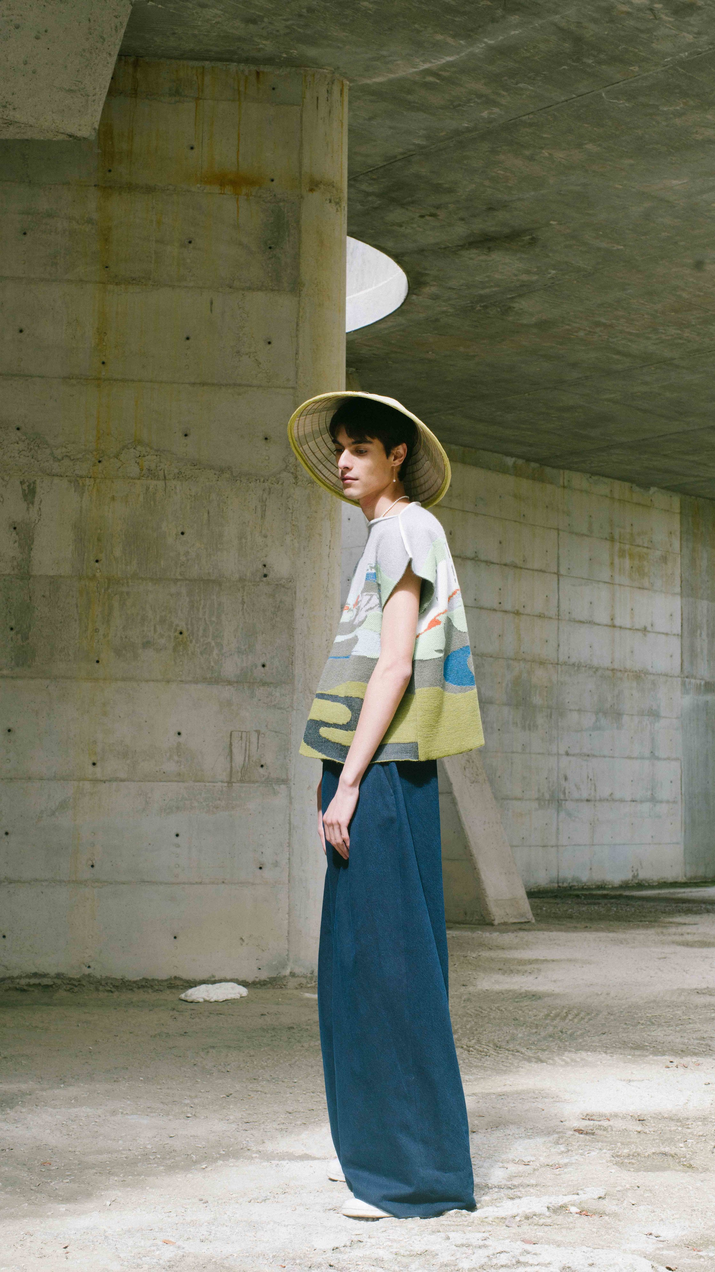 Knit Top J.W.ANDERSON Oversized Denim Trousers ETUDES STUDIO