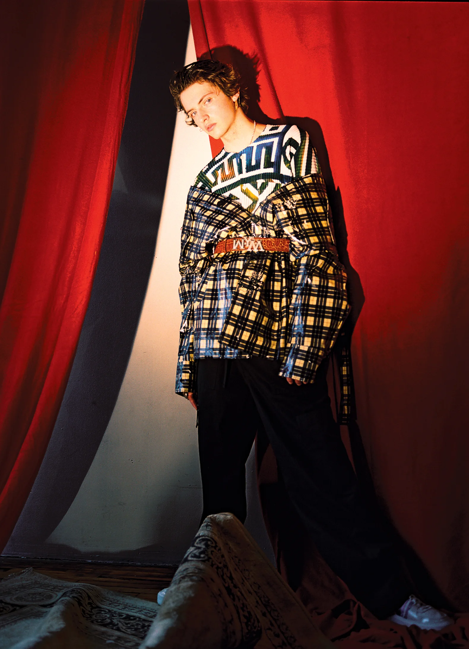 Top ISSEY MIYAKE Jacket and Belt WOOYOUNGMI Trousers DIOR HOMME Shoes Ermenegildo Zegna
