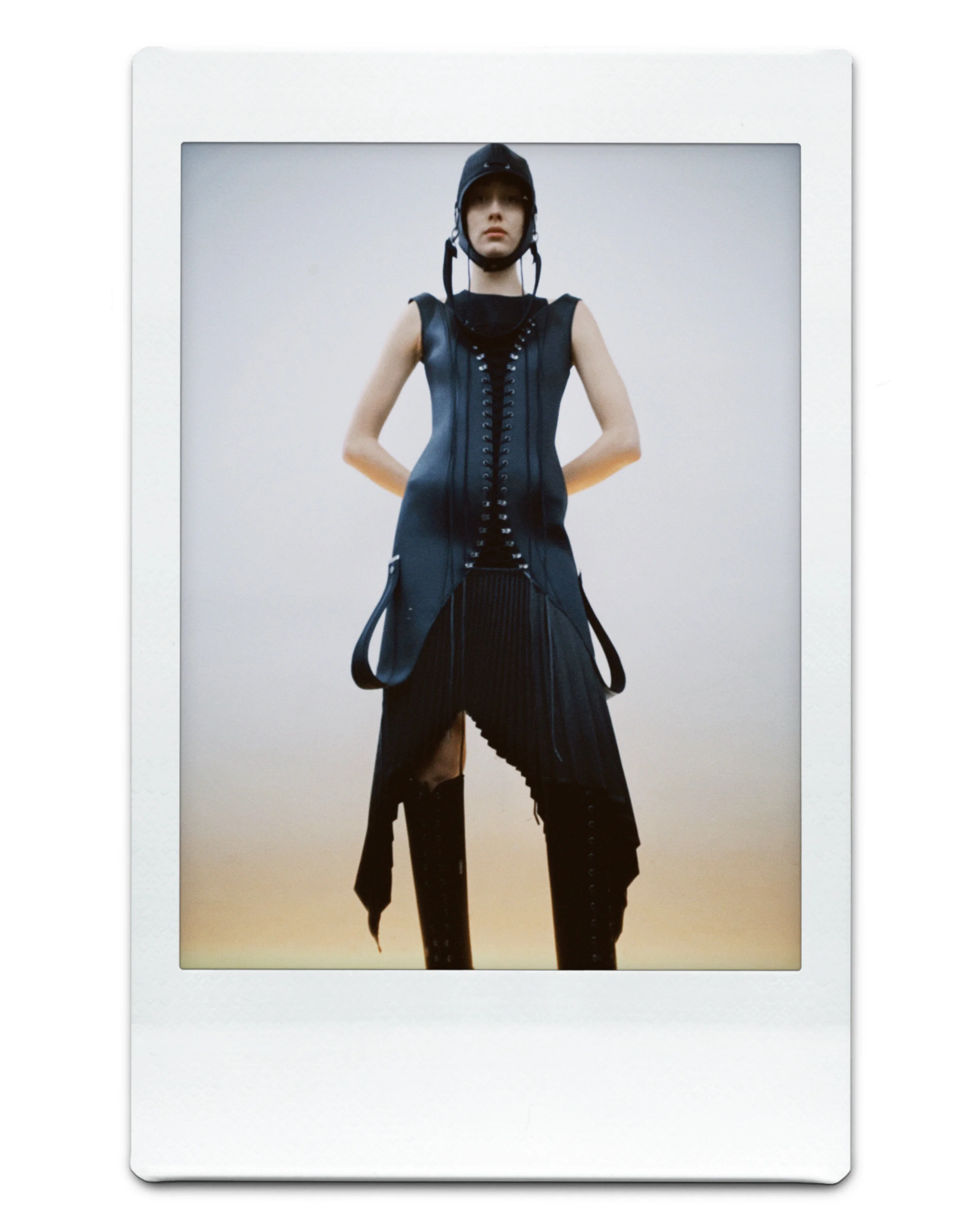 Take A Step Into Robert Wun S Revolution A Romantic Odyssey In Between Pleats And Memories Nr