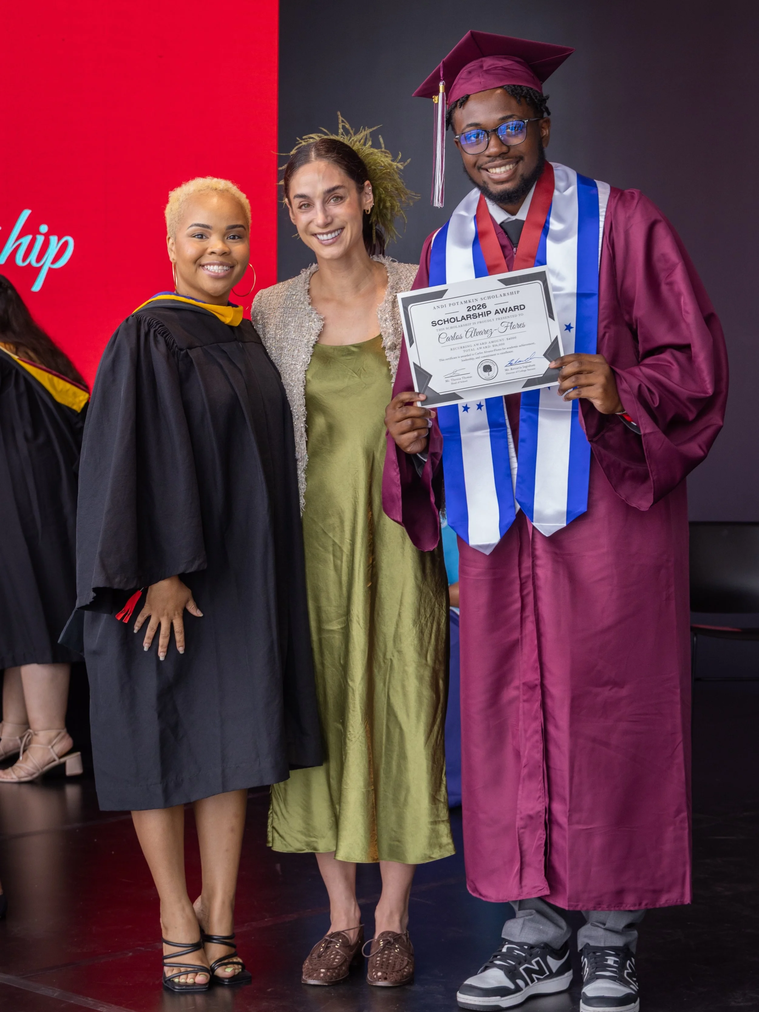 Miami Grads8.jpg