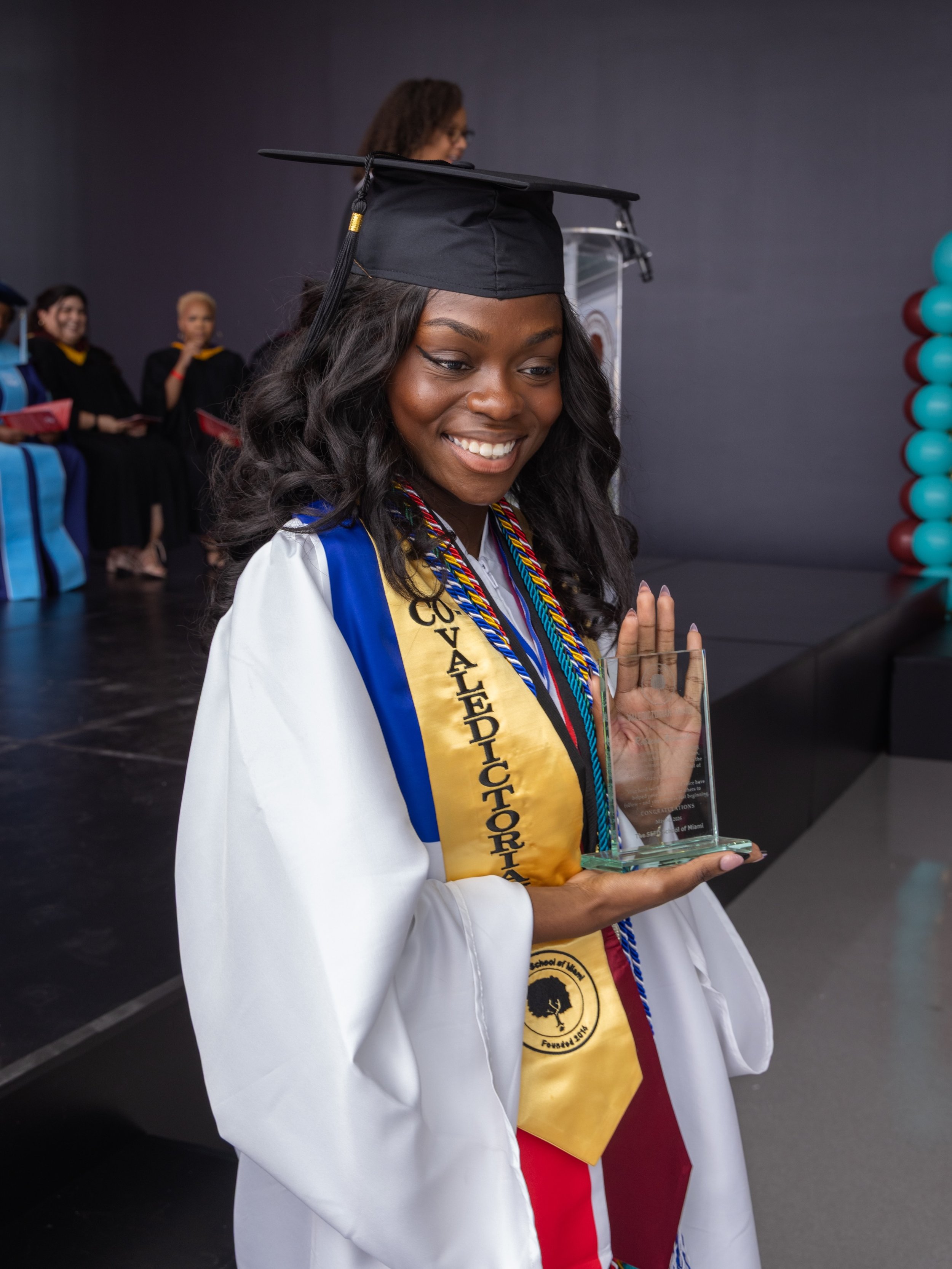 Miami Grads12.jpg
