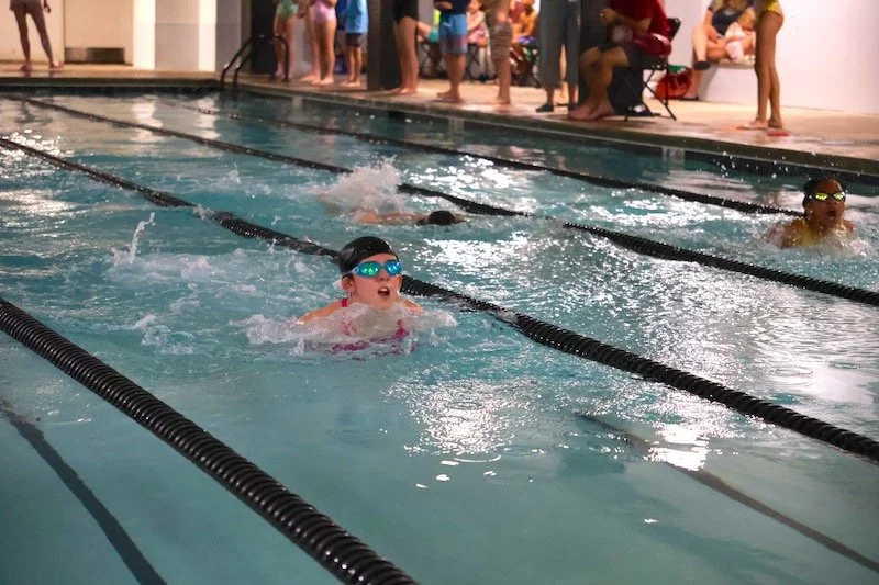 Children's Race - swimming action 10.JPG