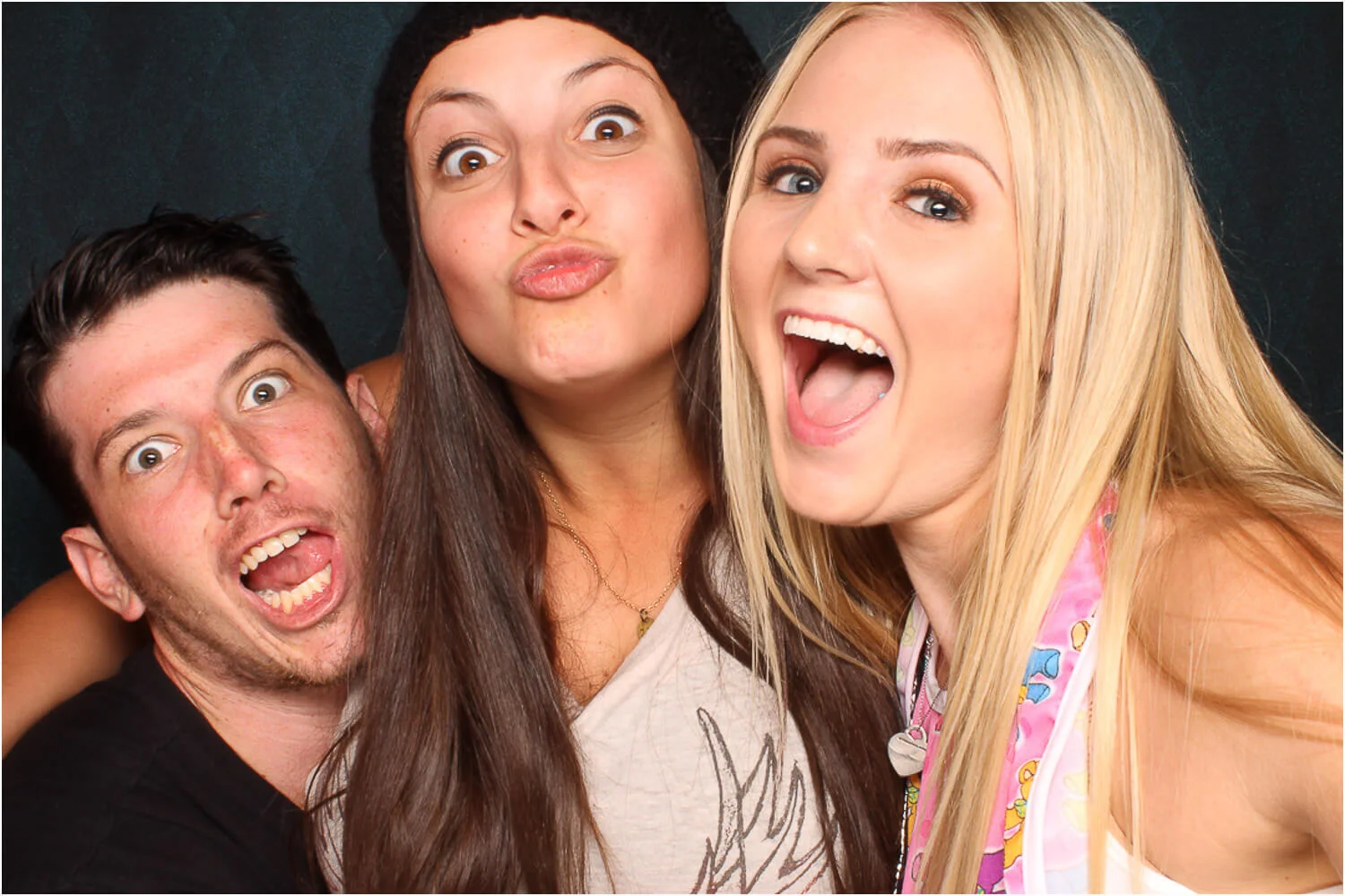VINTAGE PHOTO BOOTH — Lucky Photo Booth | Los Angeles Photo Booth Rental