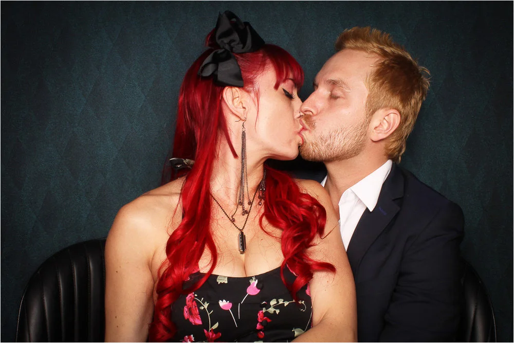 kiss 9.jpeg