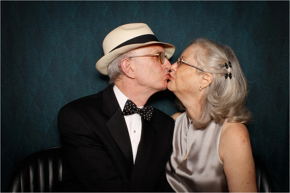 kiss 1.jpeg