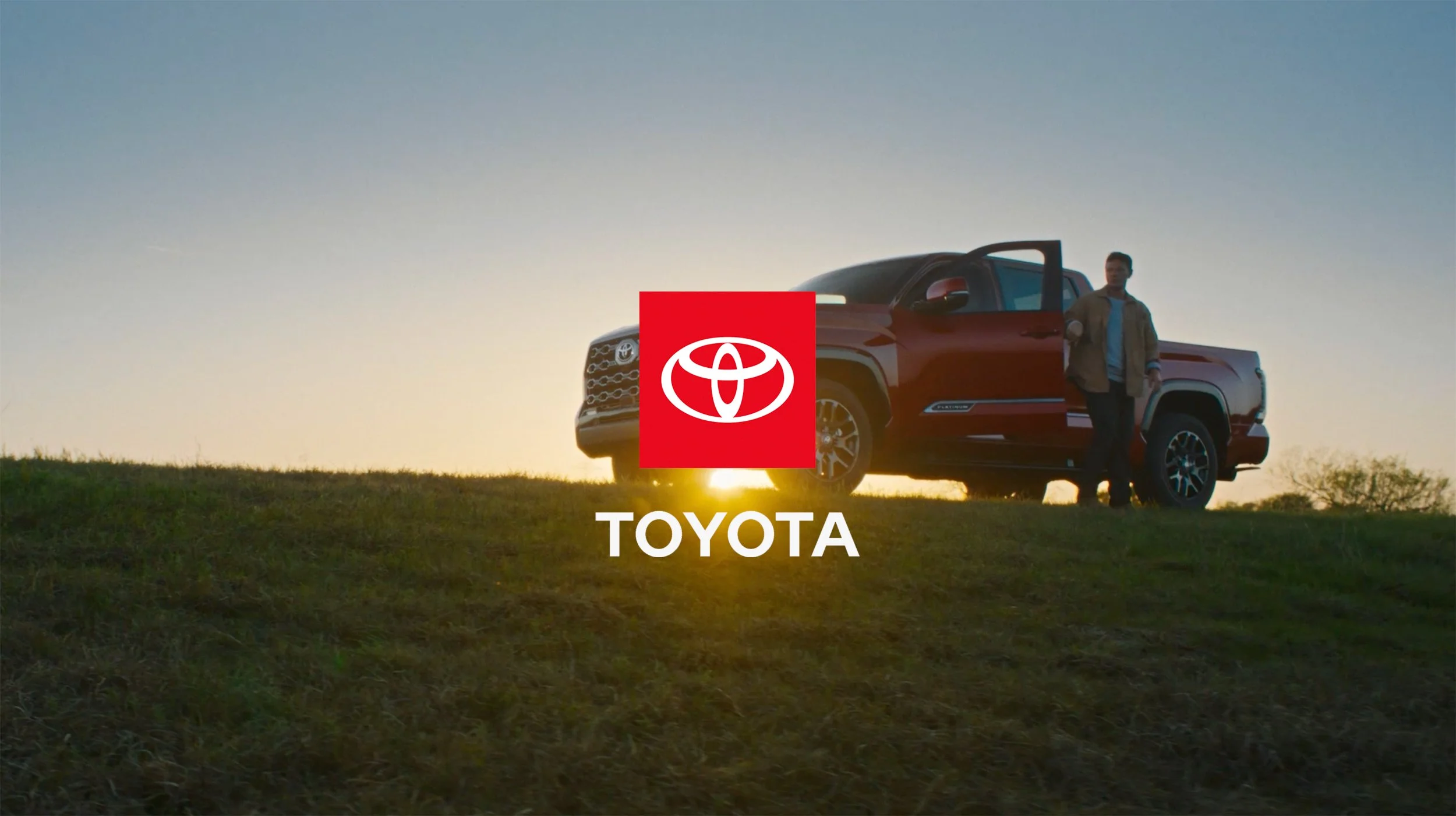 Toyota Cover with Logo.jpg