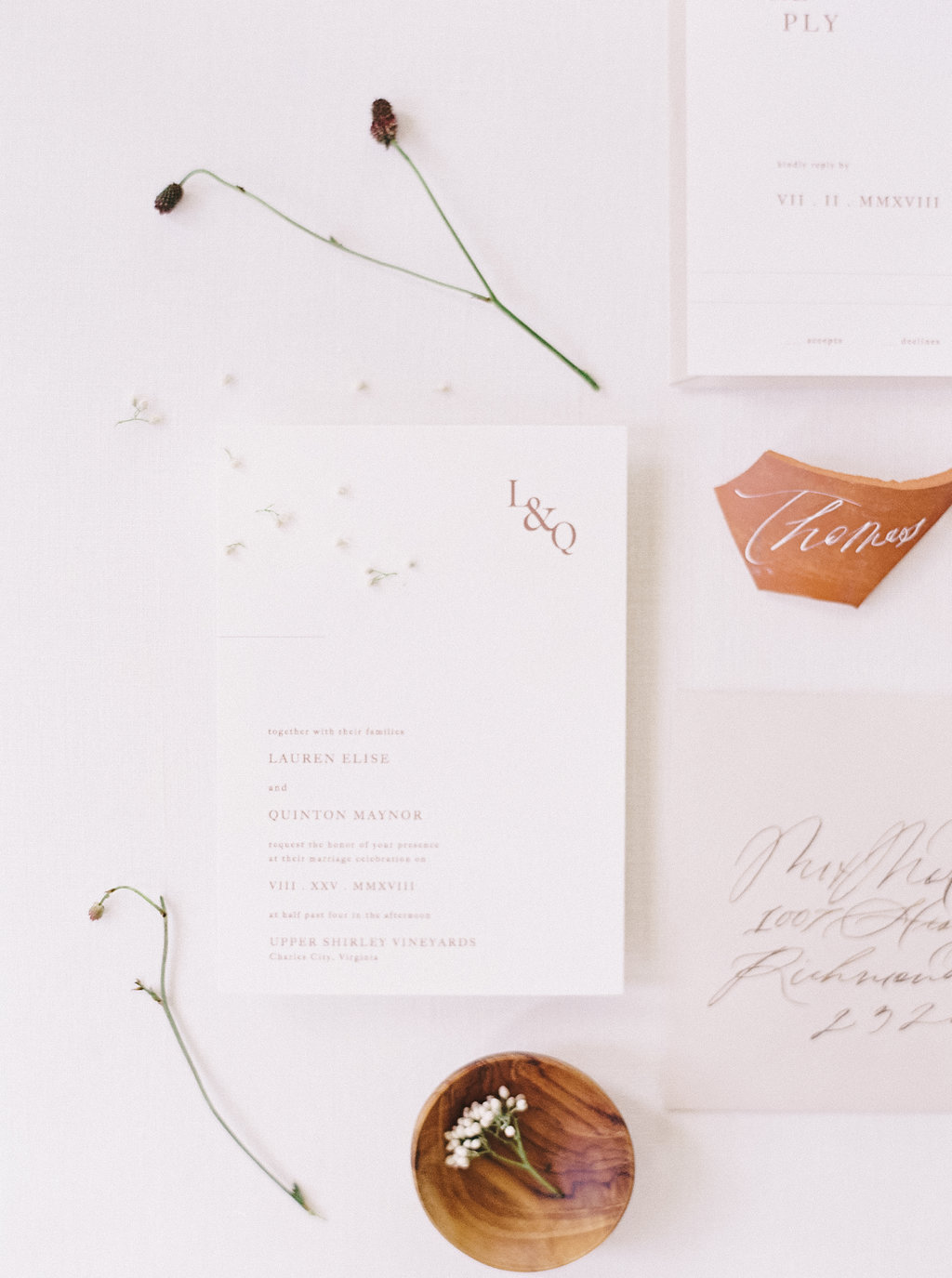 NikkiSanterre_DestinationFilmWeddingPhotographer_Modern&MinimalBridalInspiration_UpperShirleyVineyard-10.jpg