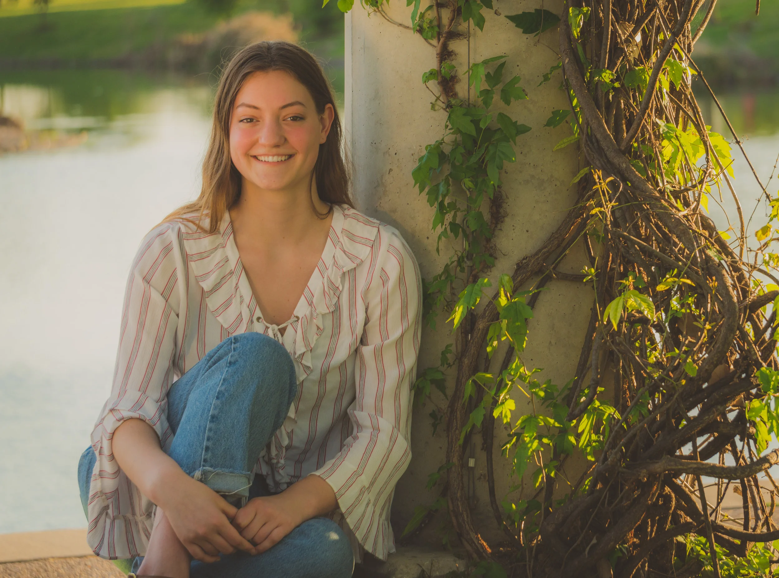 Anya Senior pic pose 10.jpg