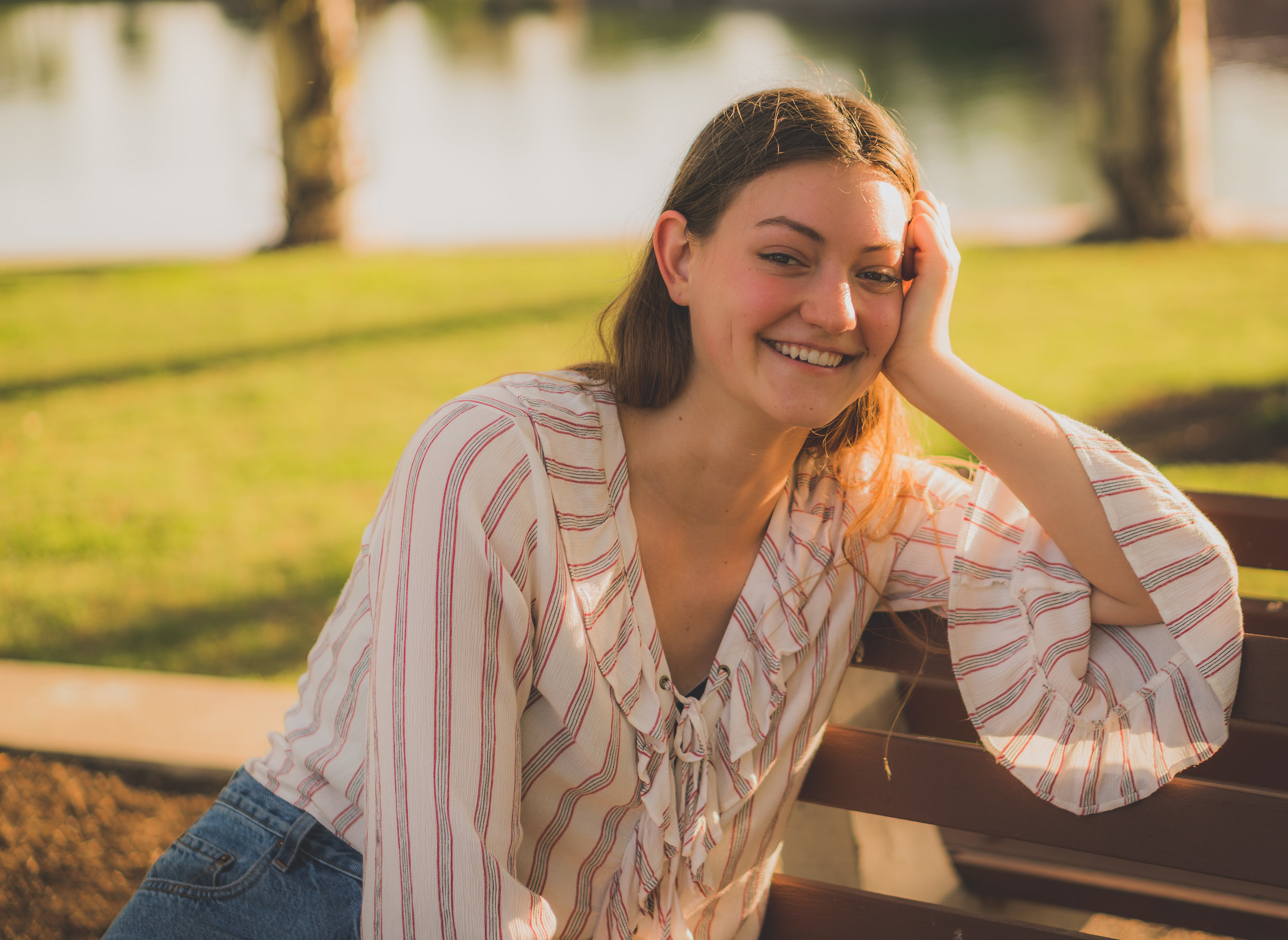 Anya Senior pic pose 1-1.jpg