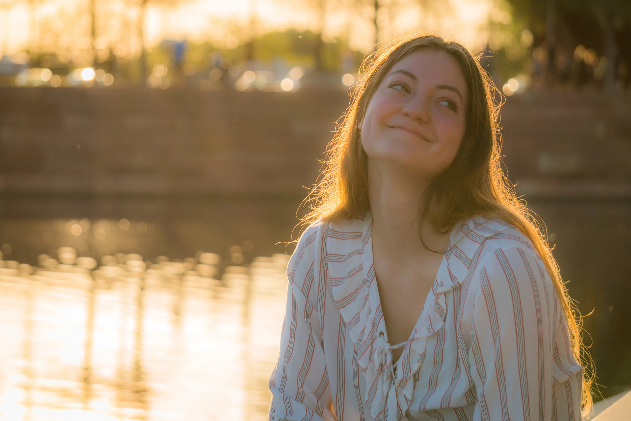 Anya Senior pic candid 2.jpg