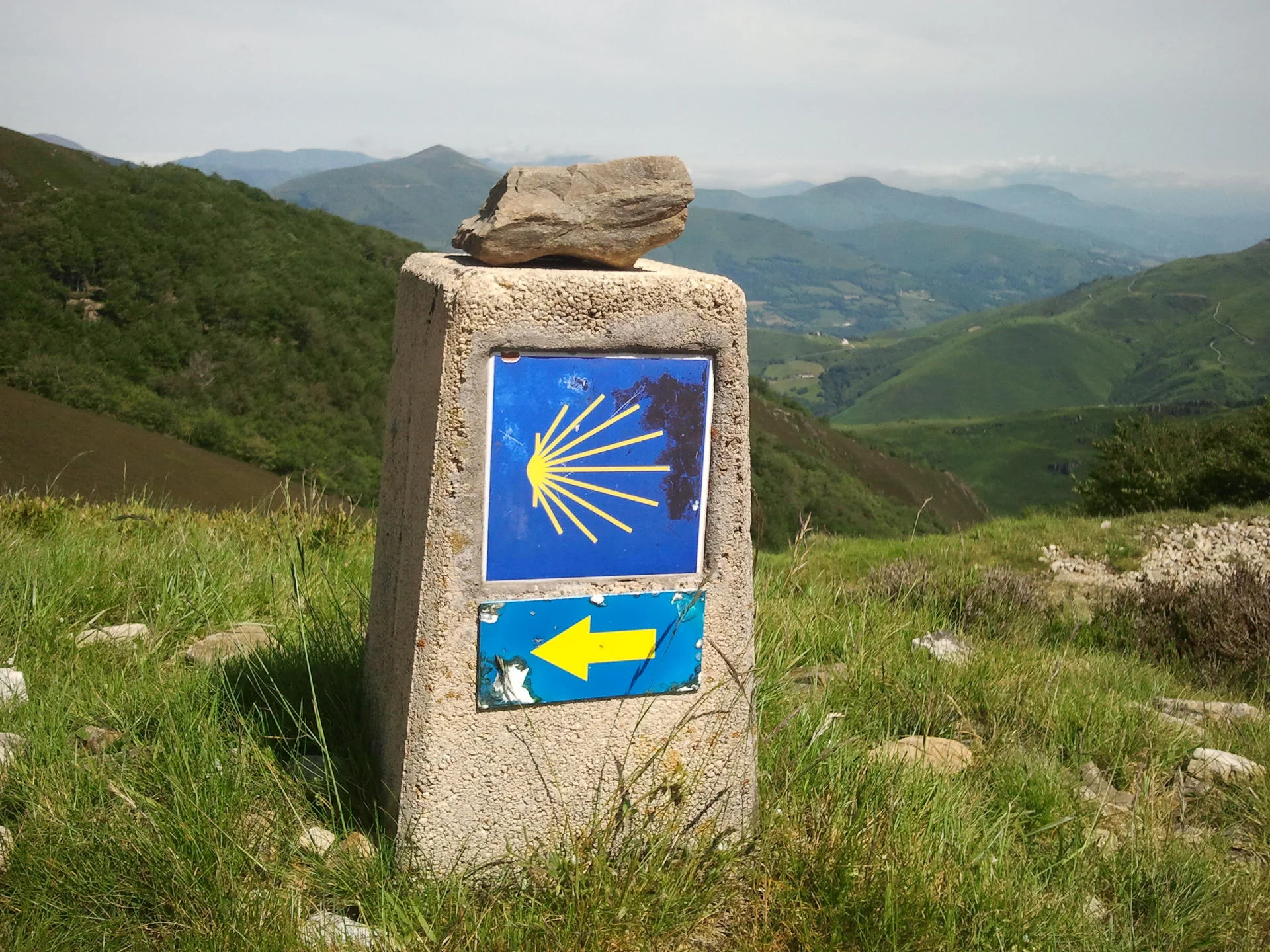 1745_260_Roncesvalles-Camino-Frances.jpg