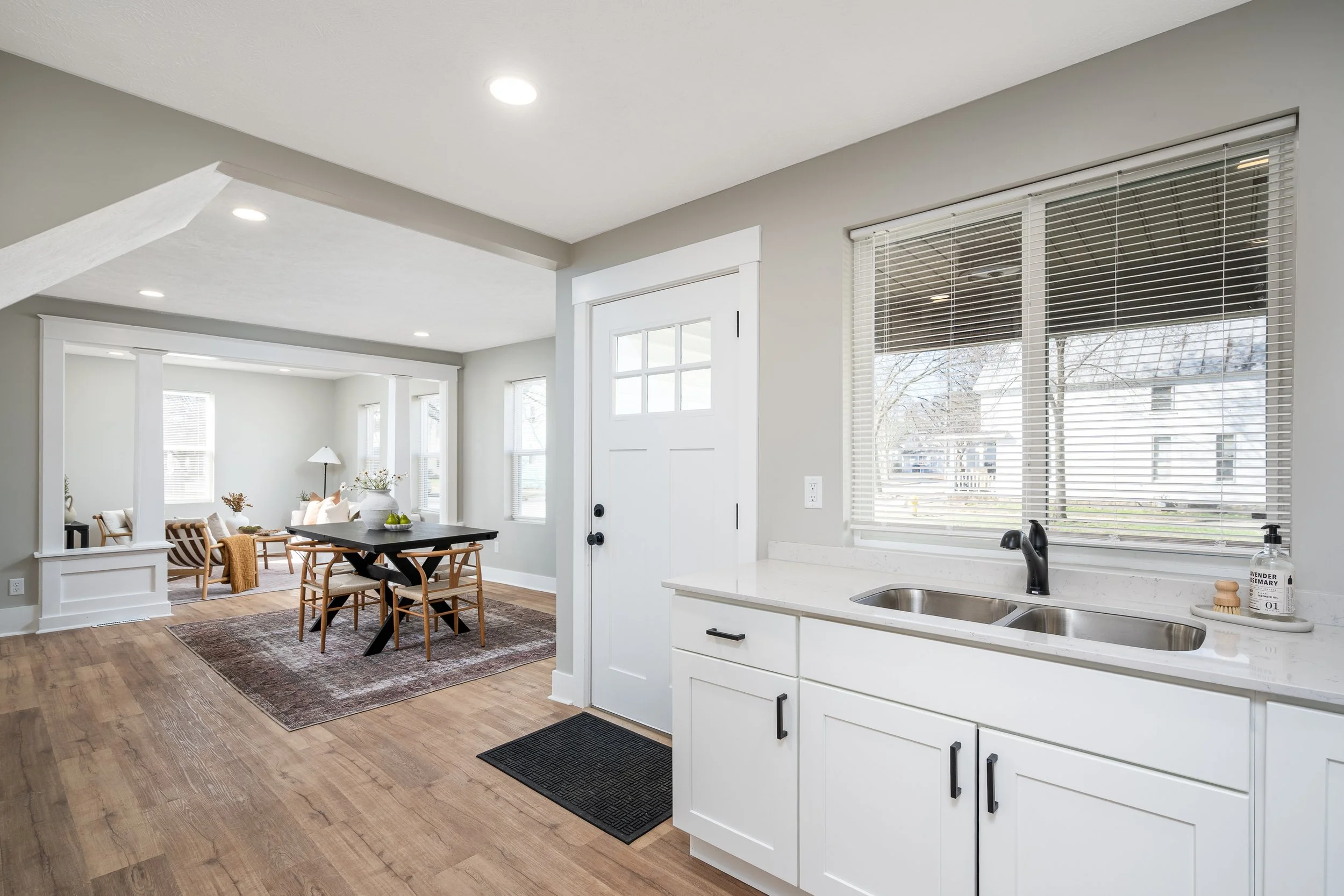 1100 Mcreynolds-23.jpg