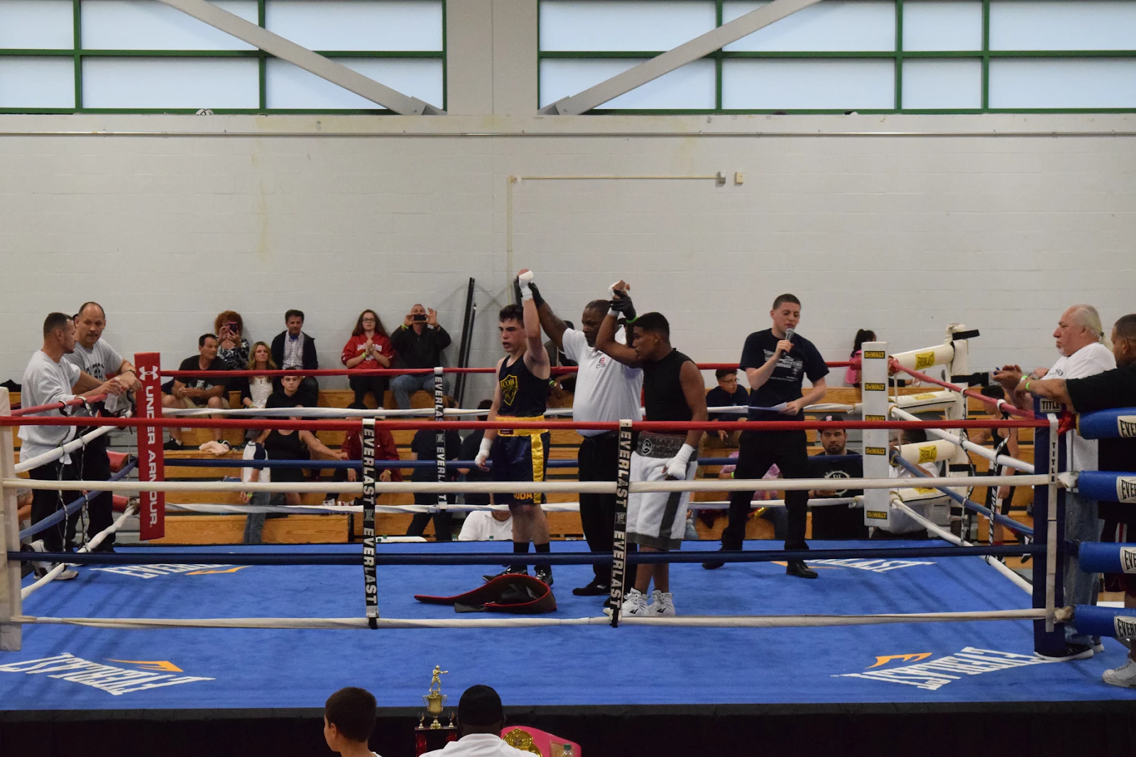 SPORTS / ENTERTAINMENT