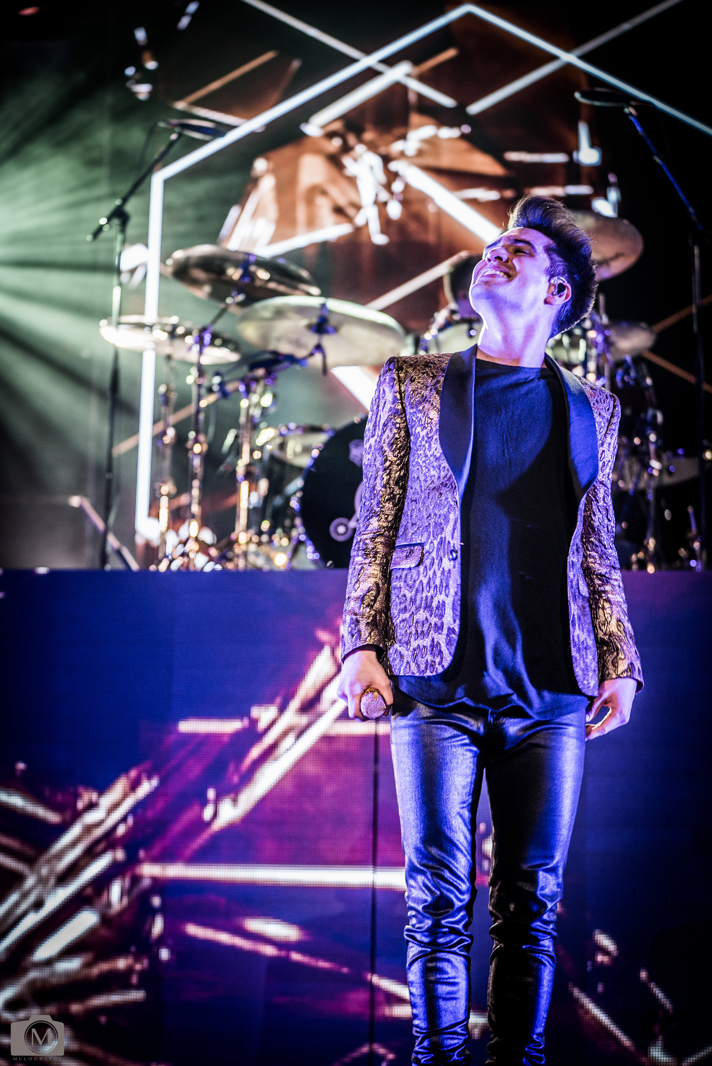 Panic at The Disco 3.jpg