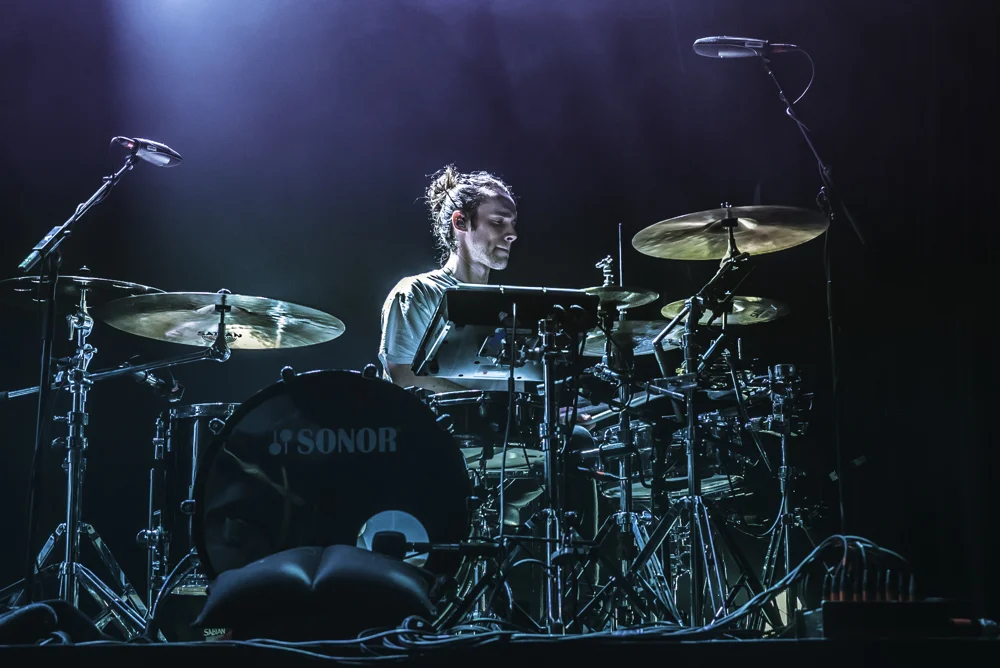 Dermot Kennedy 10.jpg