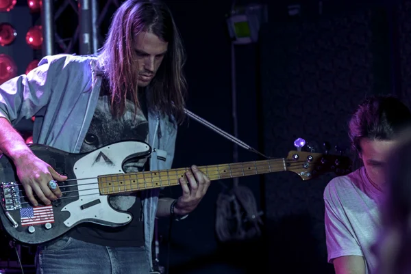 Rayland Baxter -3.jpg