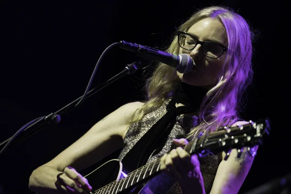 Aimee Mann-8.jpg